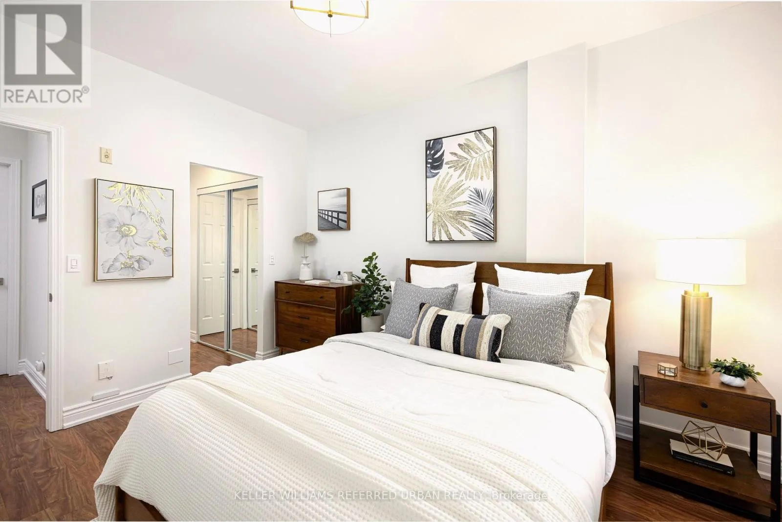 406 - 980 YONGE STREET