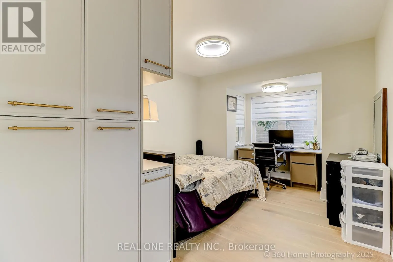 10 NORTH HILLS TERRACE