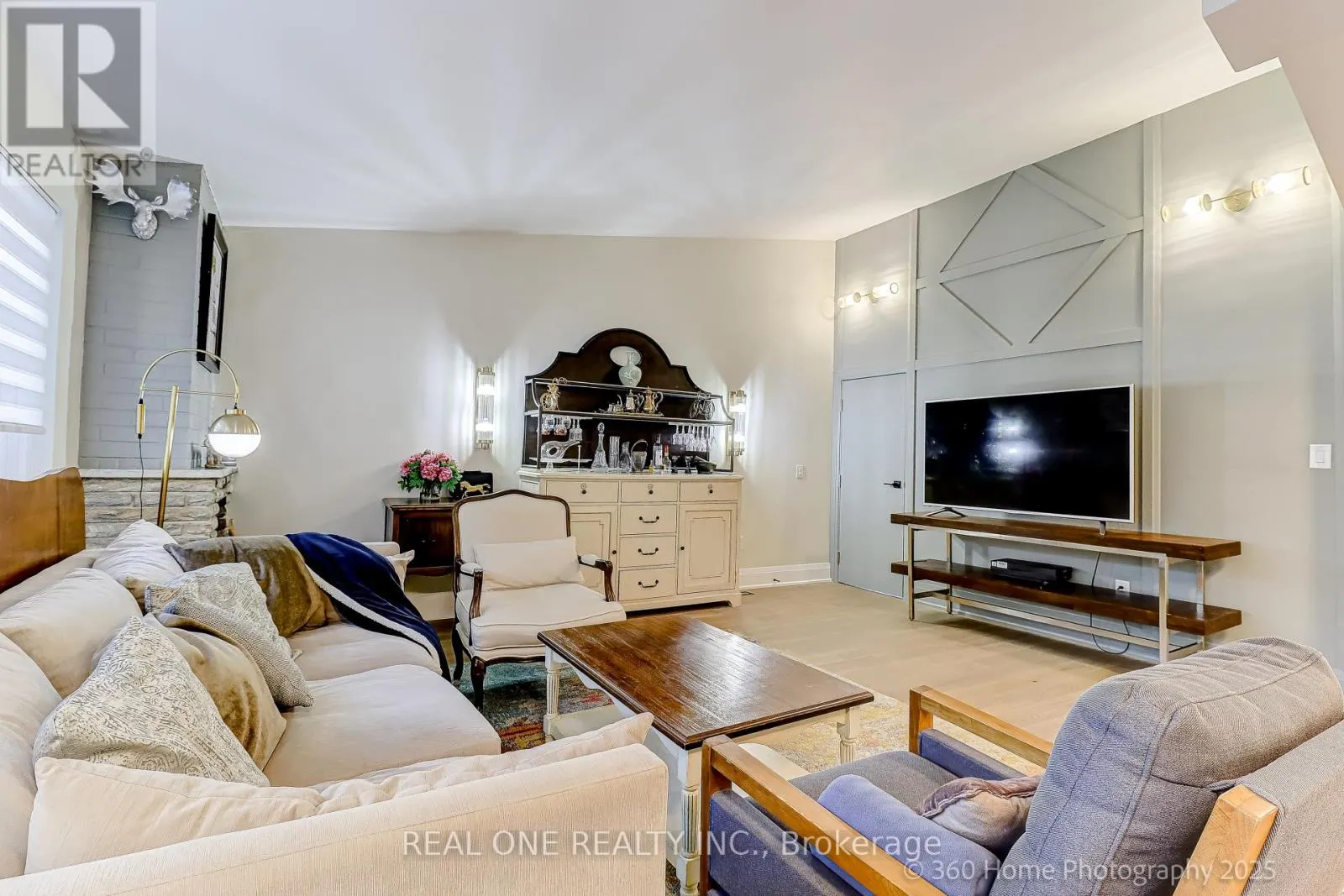 10 NORTH HILLS TERRACE