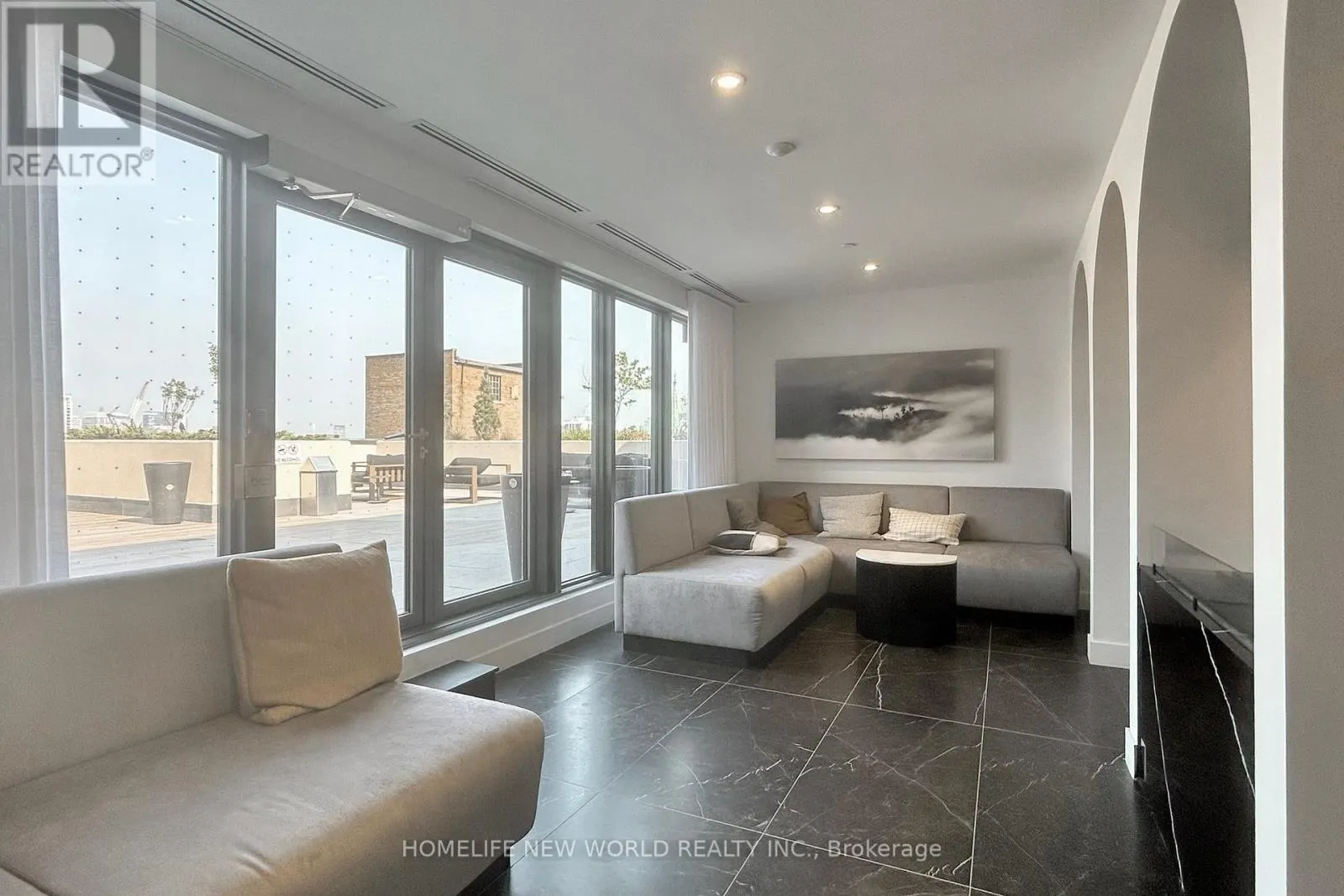 1004 - 308 JARVIS STREET