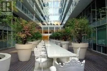 308 - 75 PORTLAND STREET