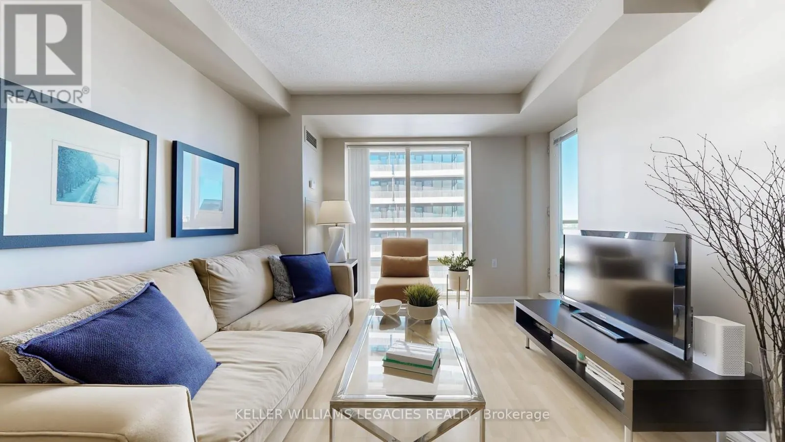 LPH01 - 28 OLIVE AVENUE