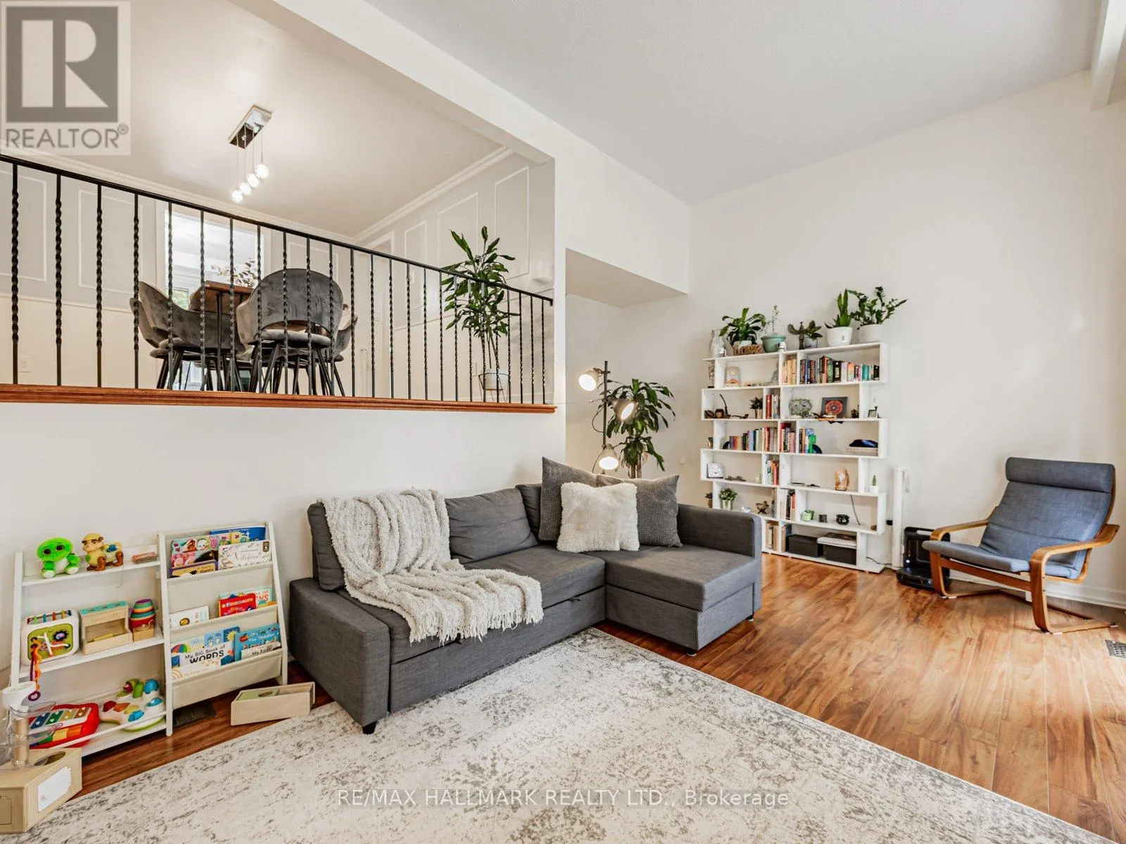 119 WILD BRIAR WAY