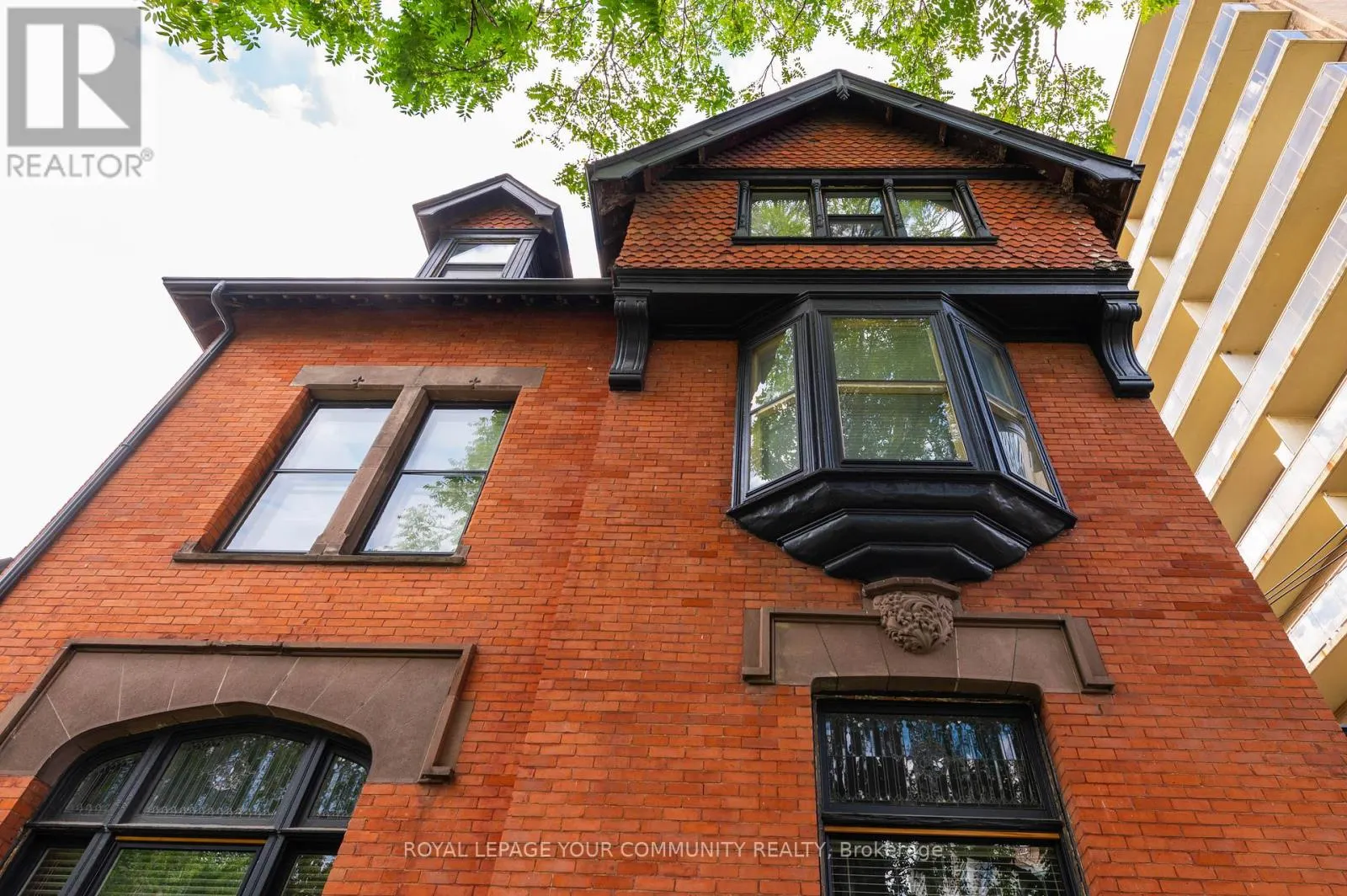 109 - 204 ST. GEORGE STREET