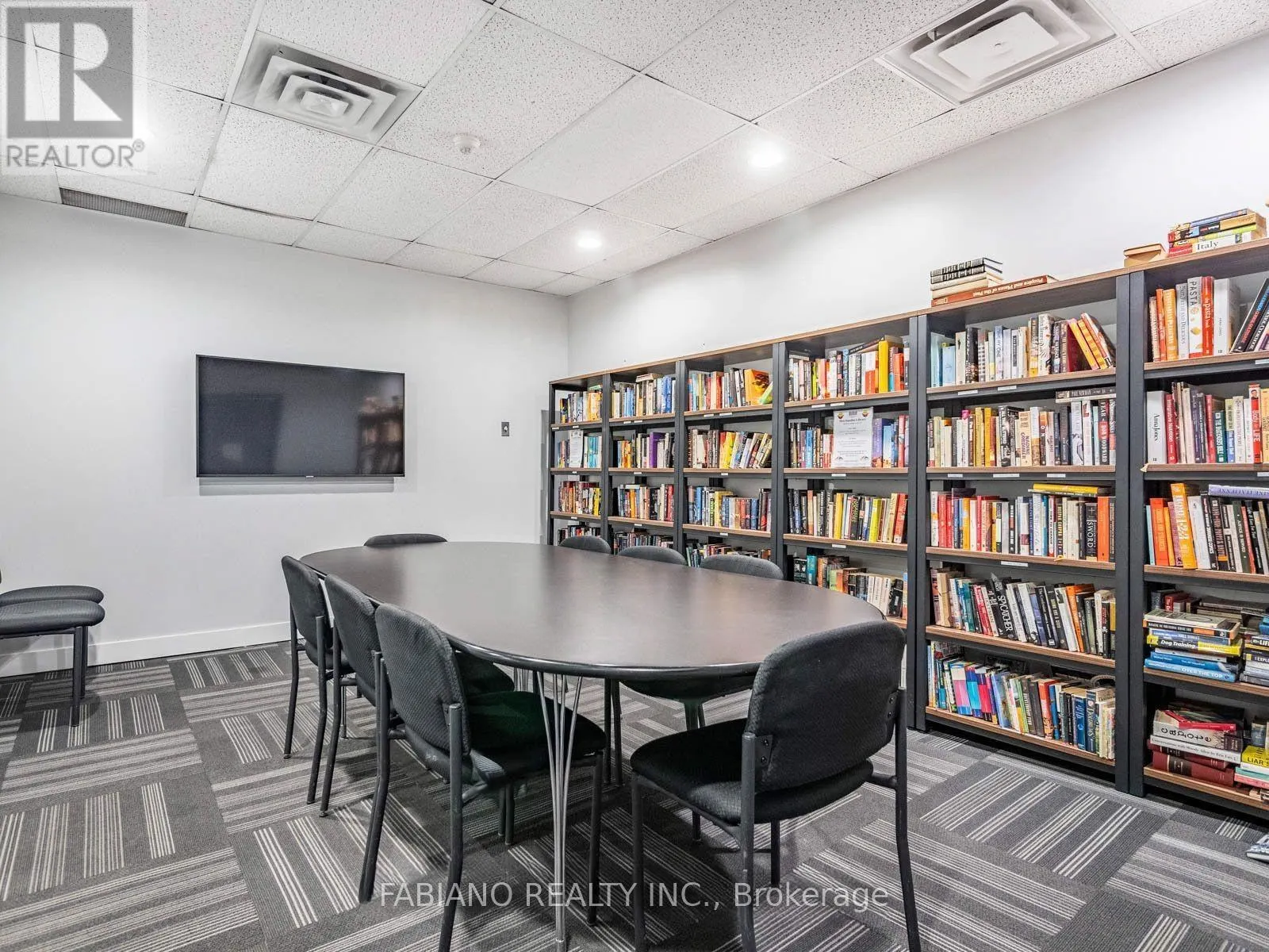 722 - 155 DALHOUSIE STREET