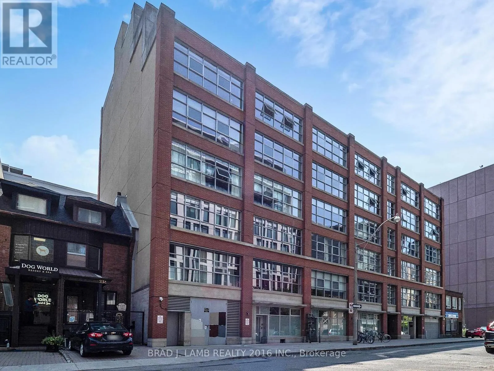 305 - 29 CAMDEN STREET