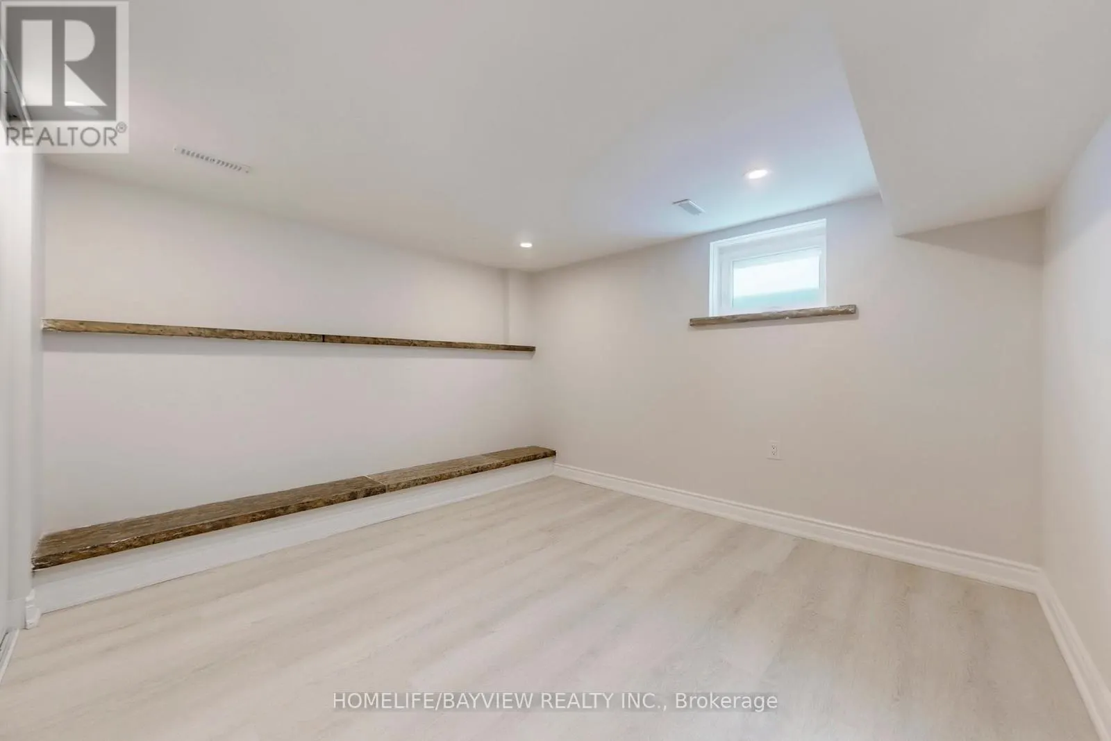 313 CHURCHILL AVENUE
