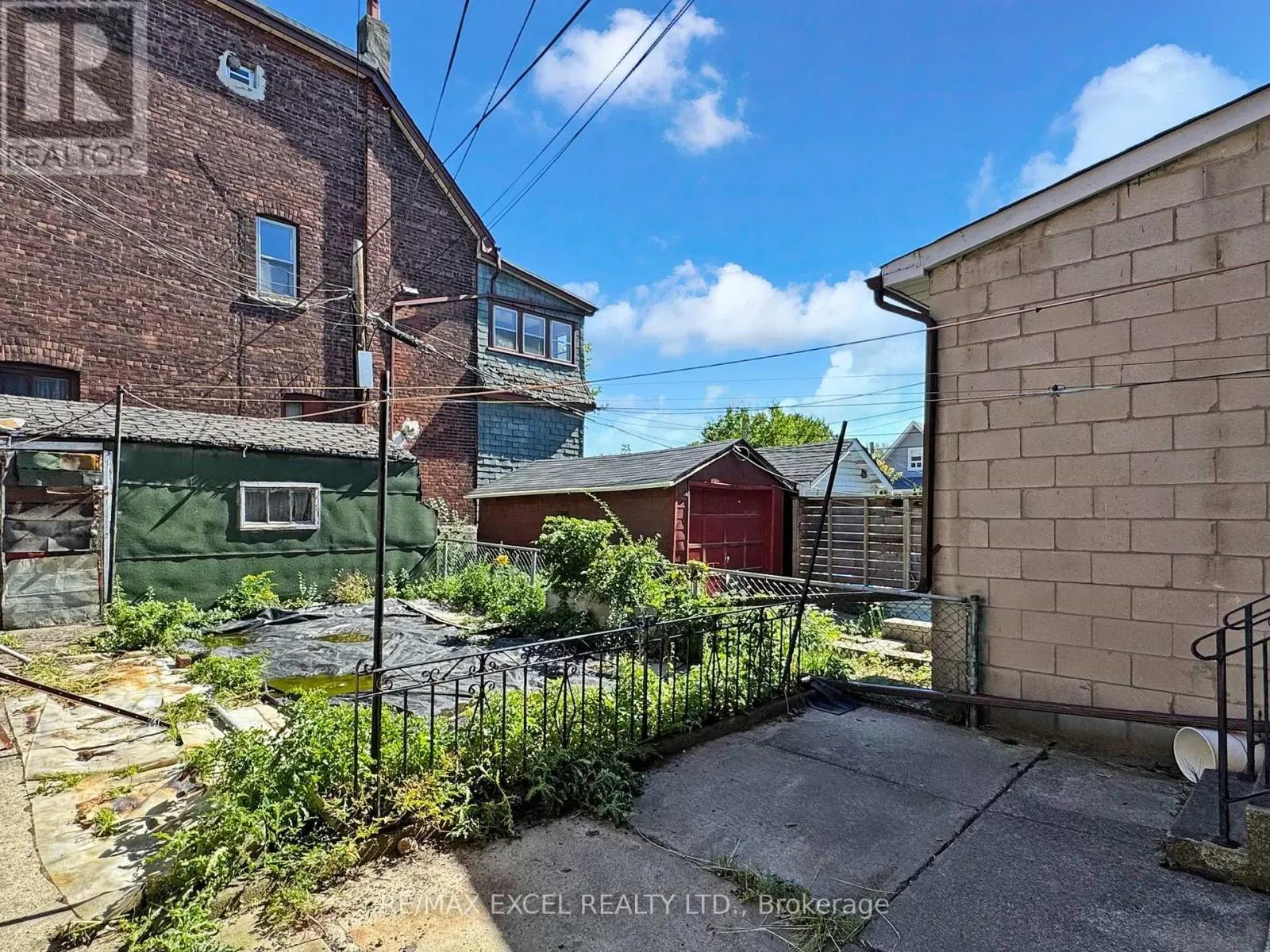 449 CHRISTIE STREET
