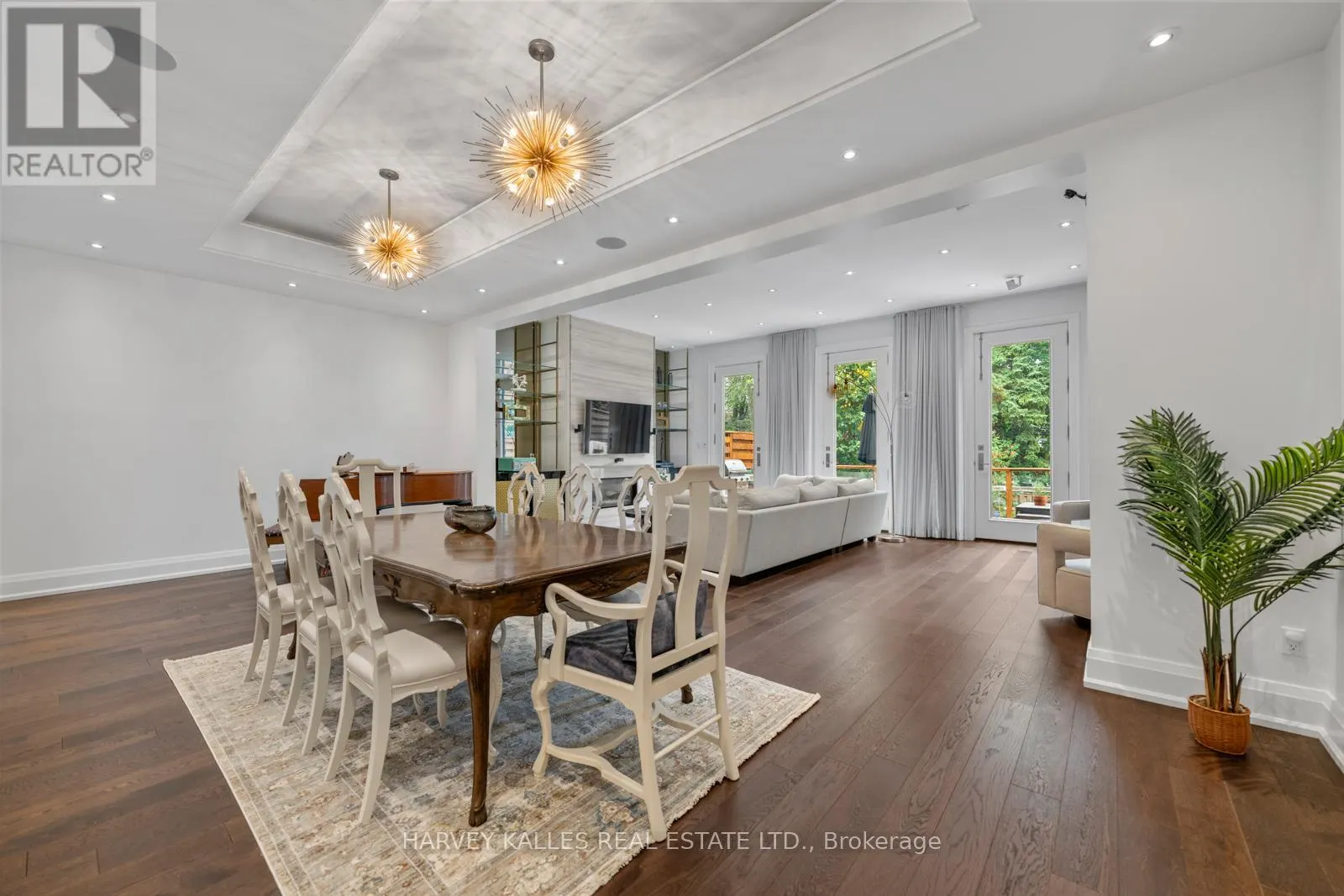1717B BATHURST STREET