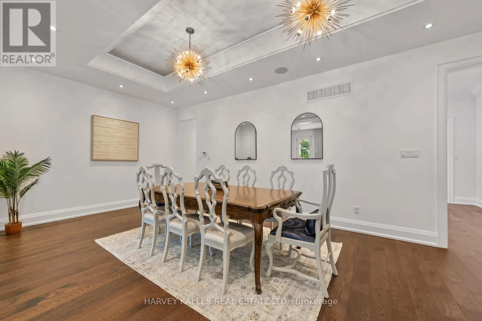 1717B BATHURST STREET