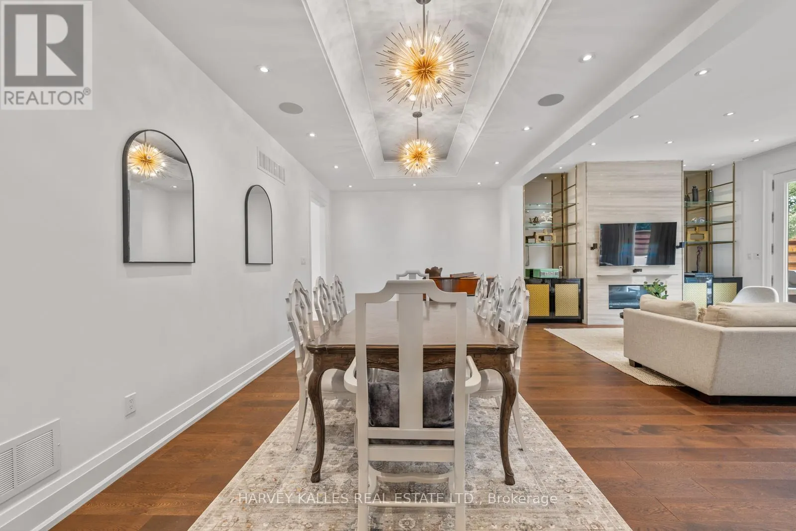 1717B BATHURST STREET