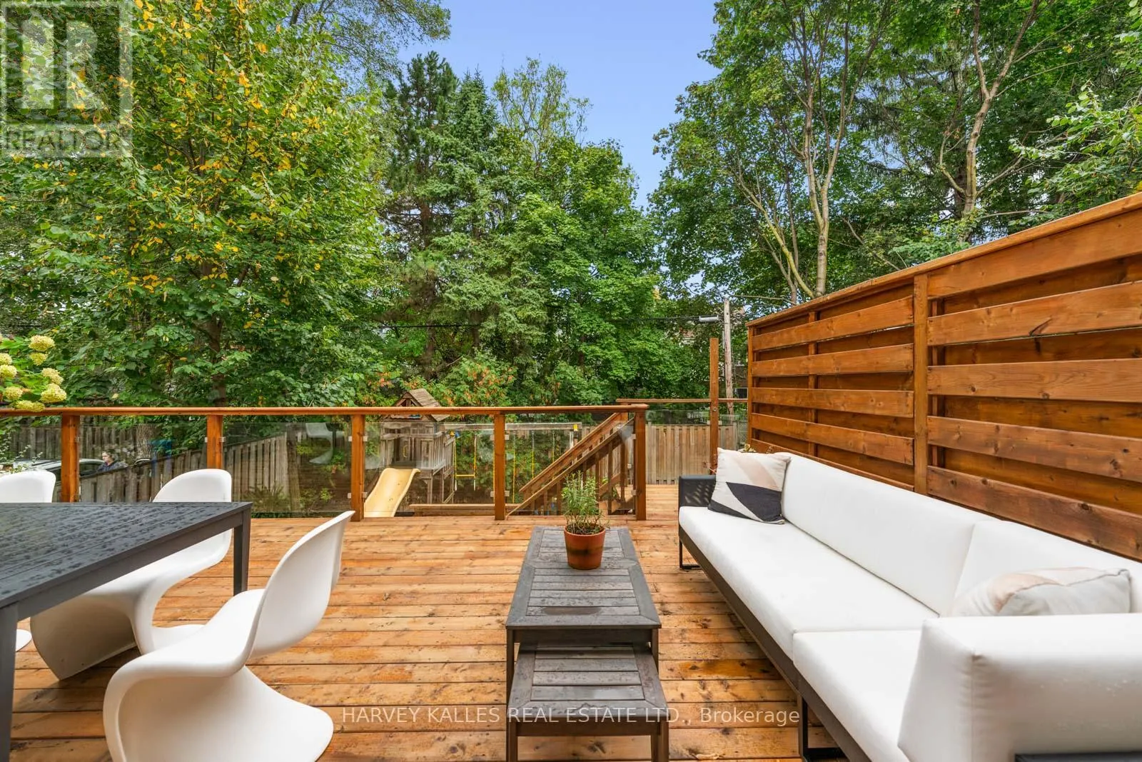 1717B BATHURST STREET