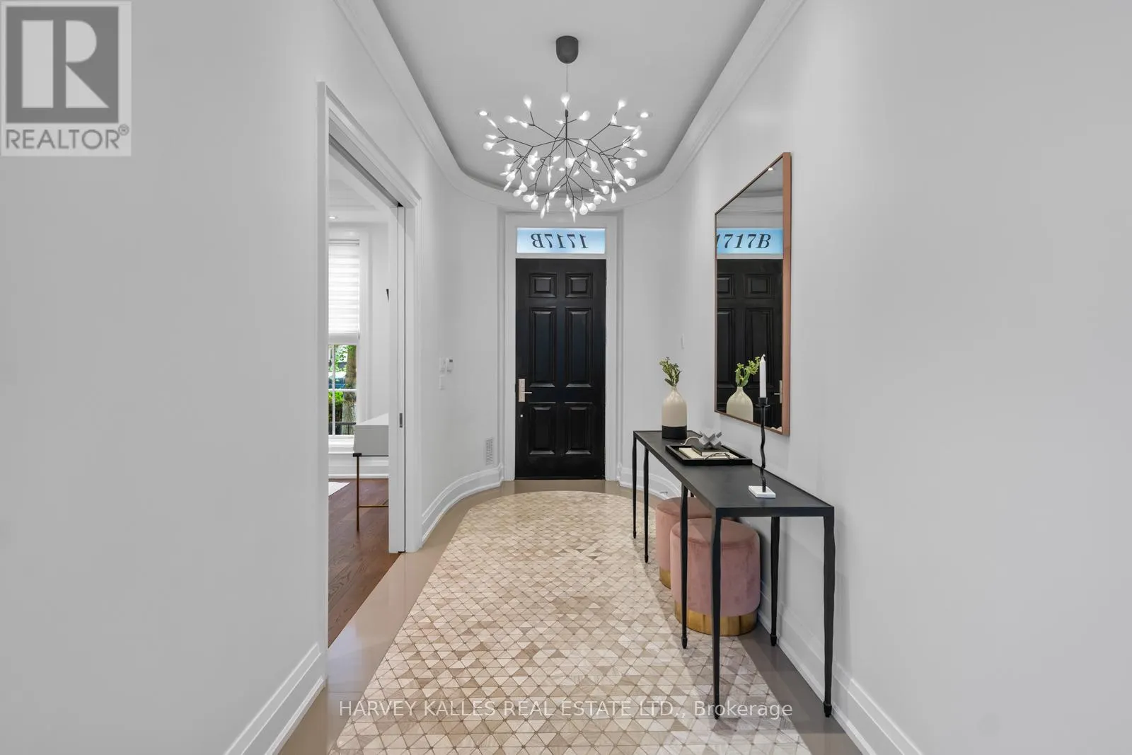 1717B BATHURST STREET