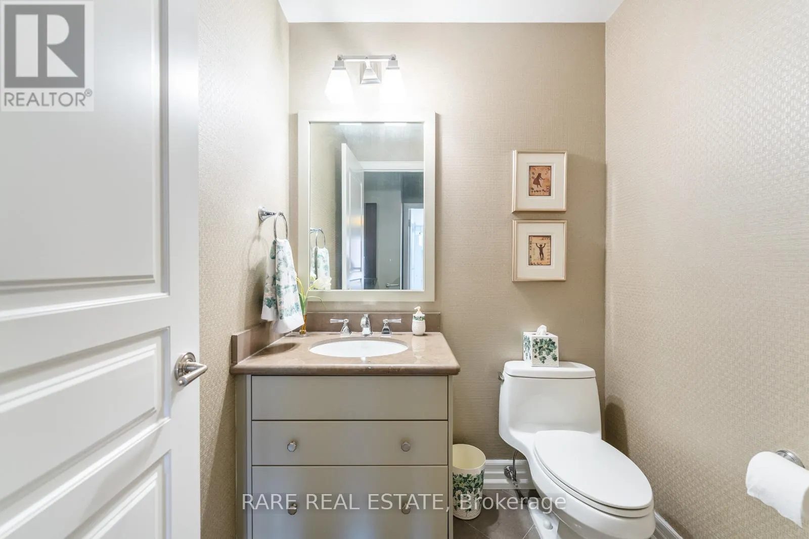 611 - 20 BURKEBROOK PLACE