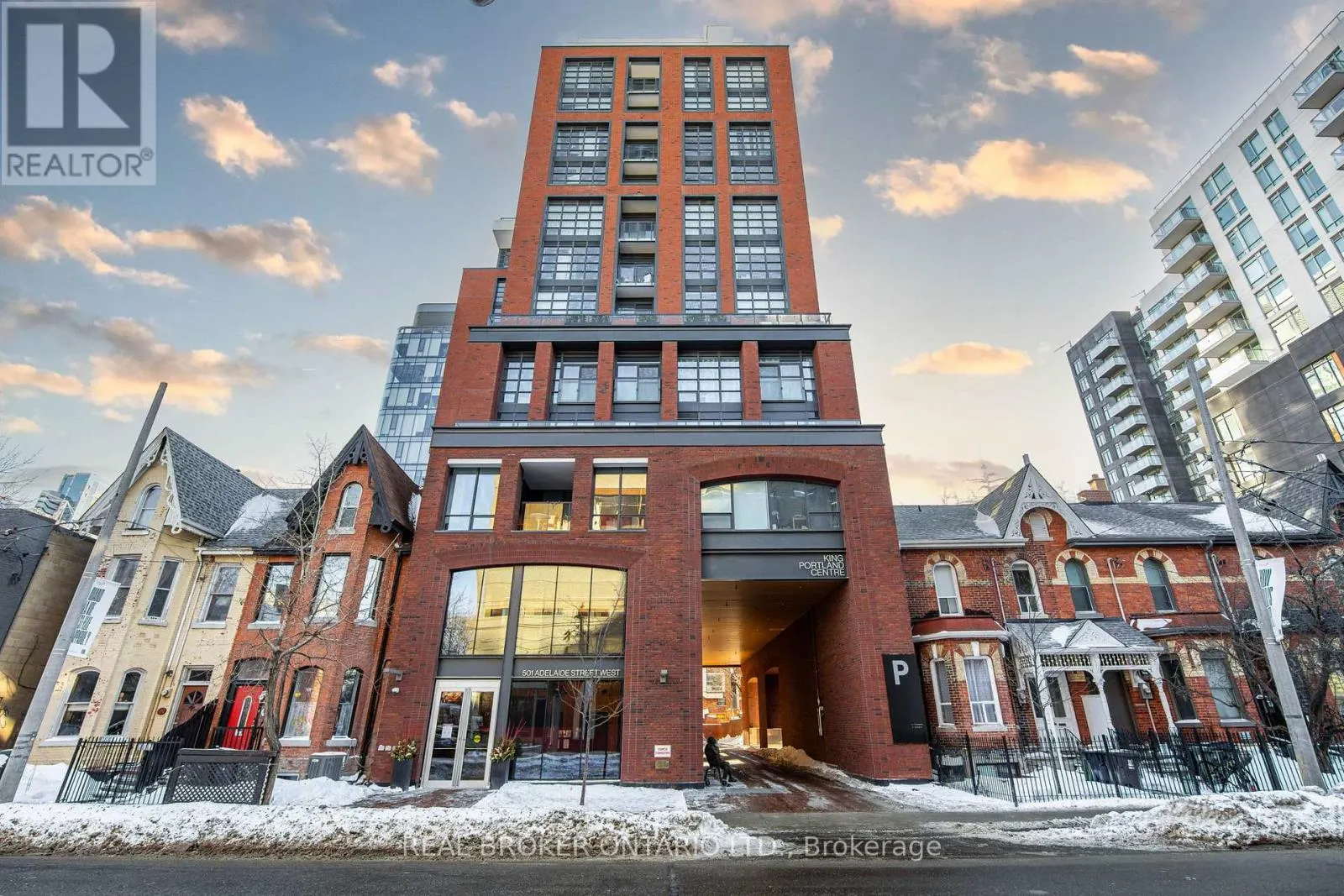 1308 - 501 ADELAIDE STREET W