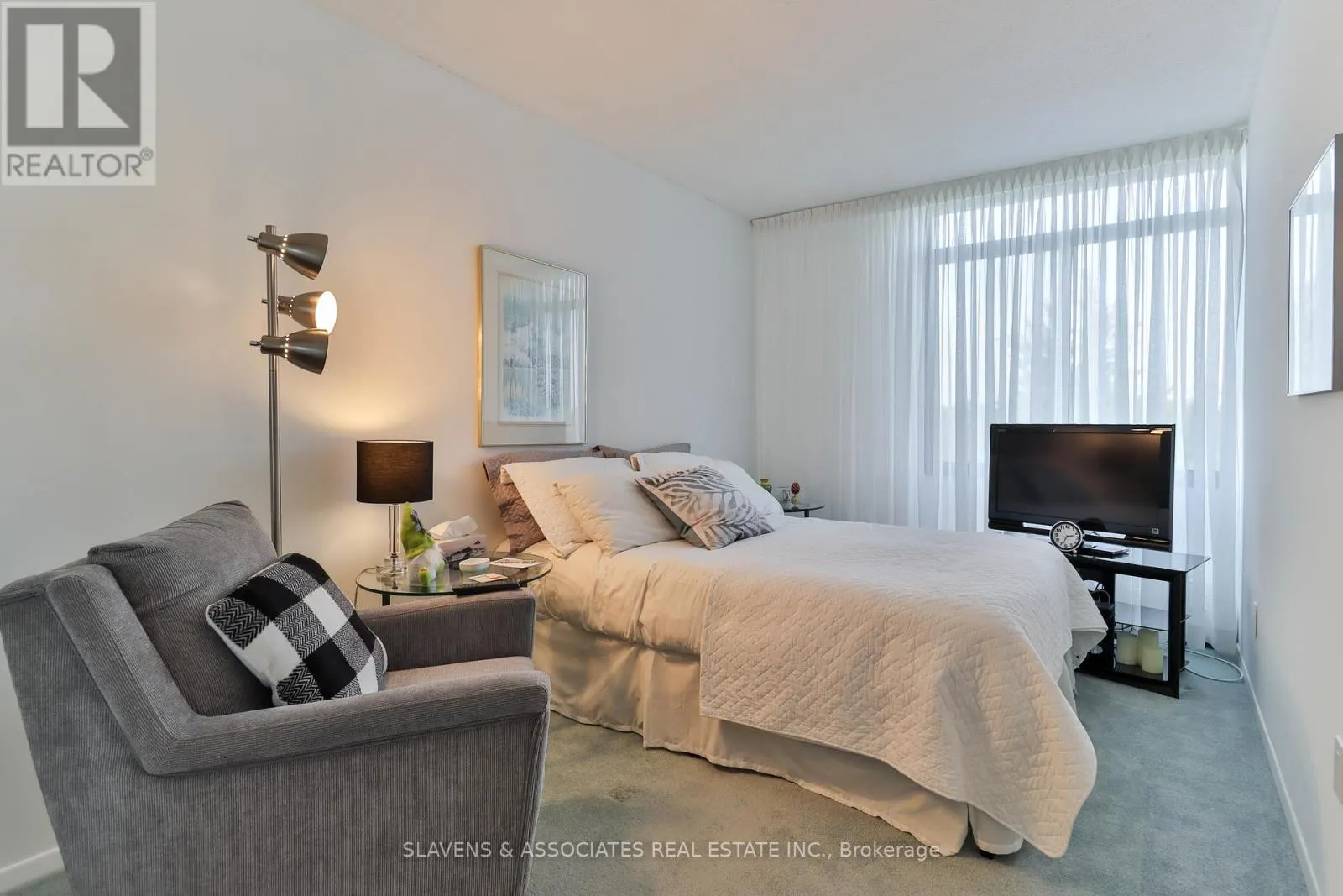 403 - 3300 DON MILLS ROAD