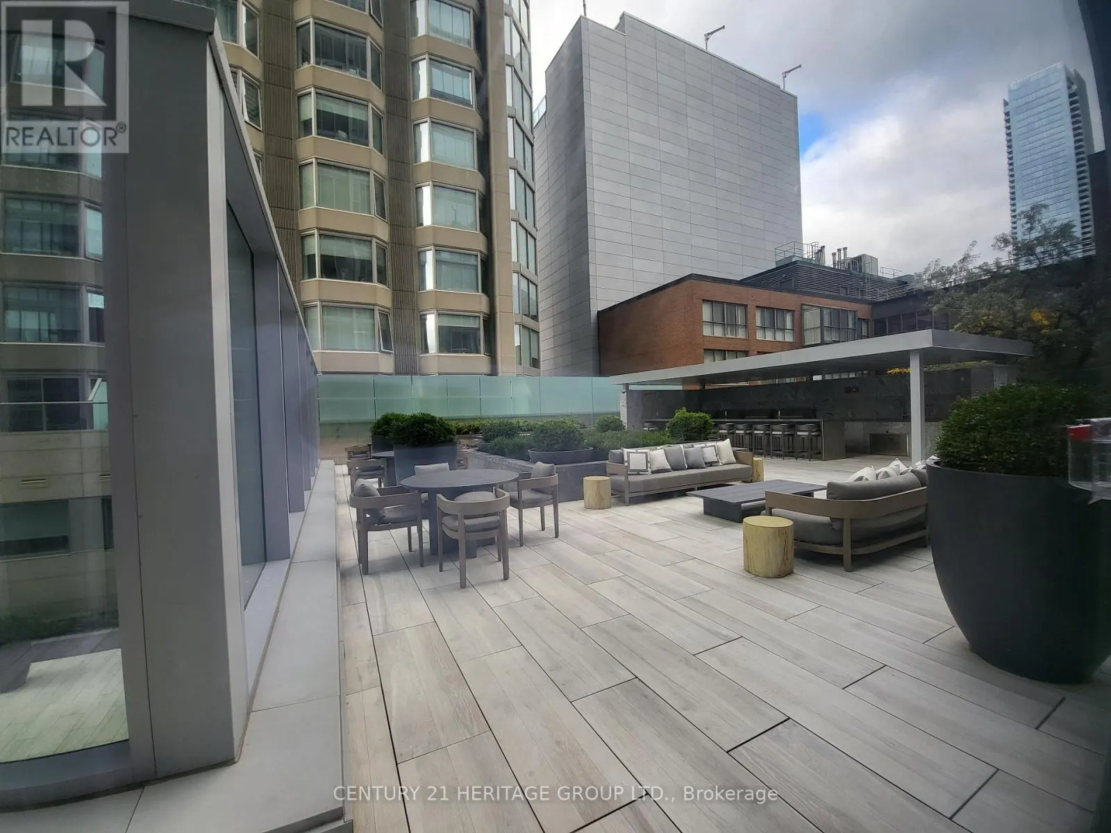 412 - 188 CUMBERLAND STREET