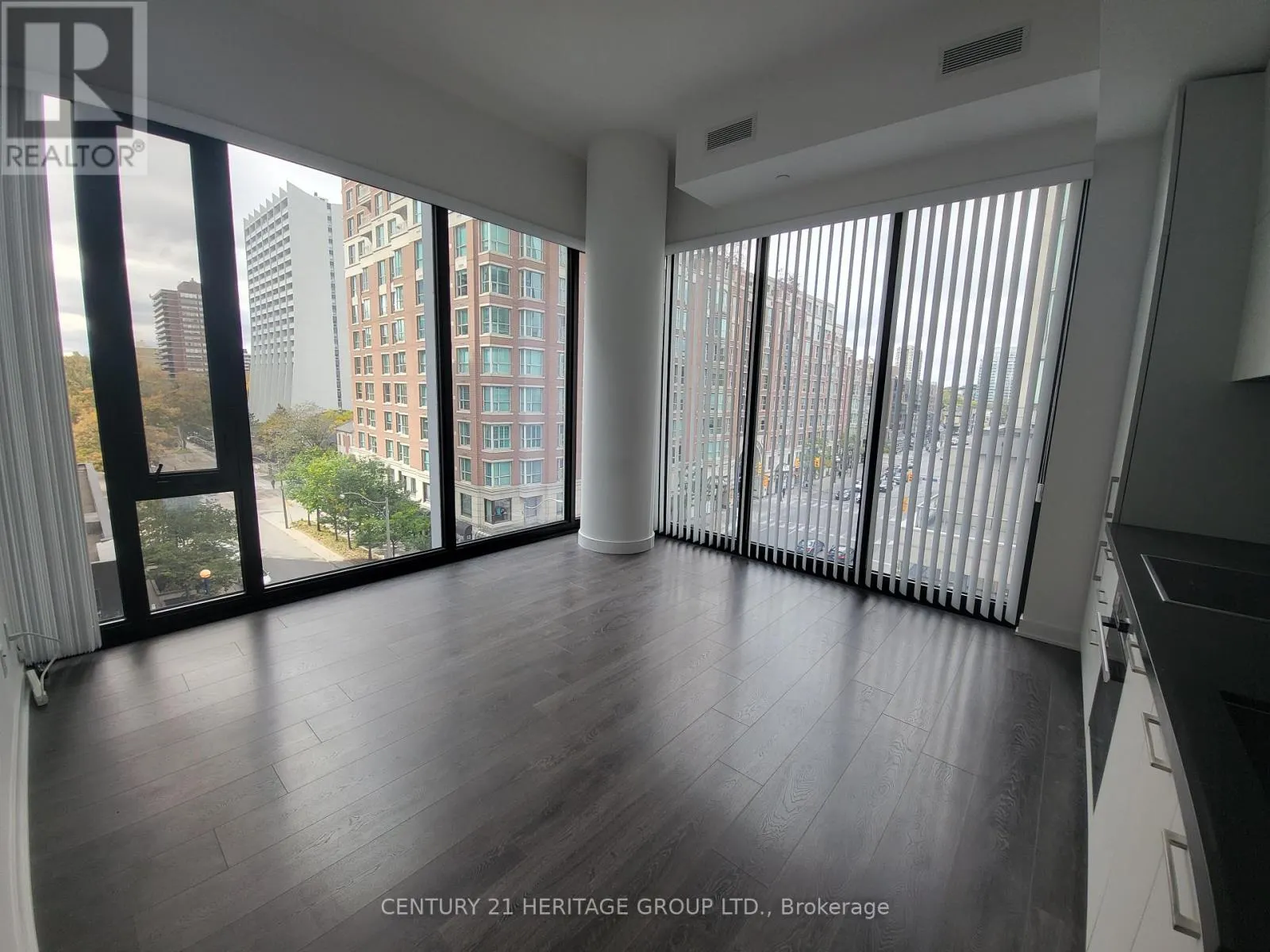 412 - 188 CUMBERLAND STREET