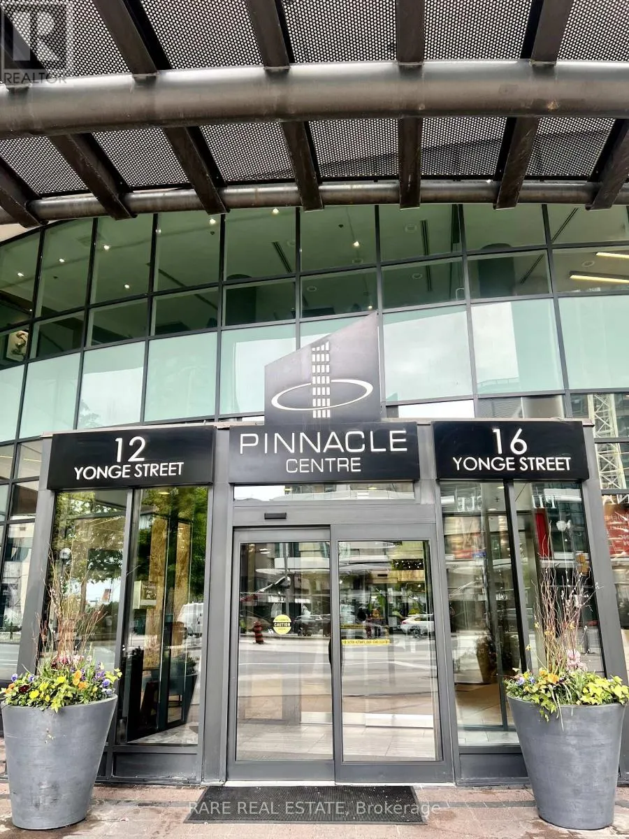 501 - 12 YONGE STREET N