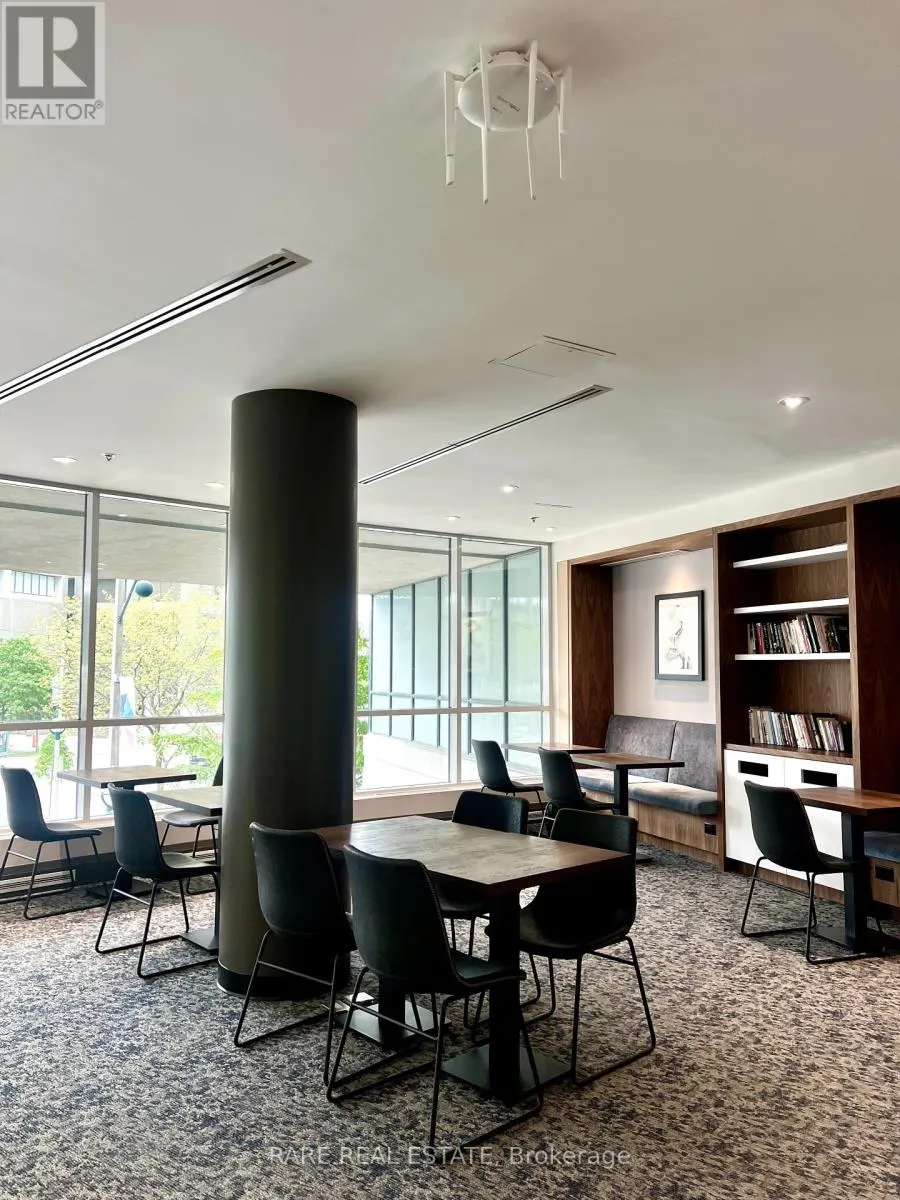 501 - 12 YONGE STREET N