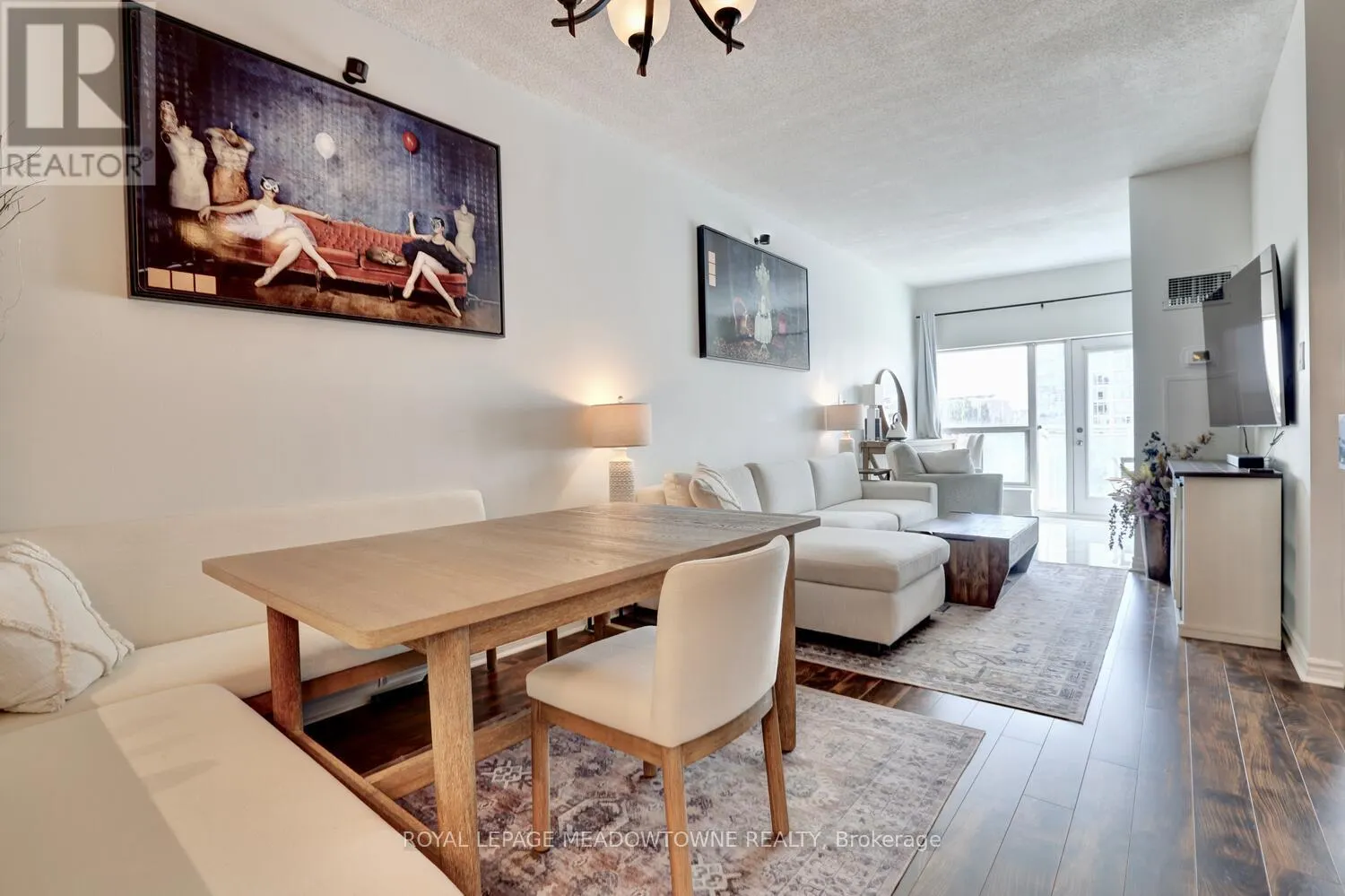 633 - 600 QUEENS QUAY