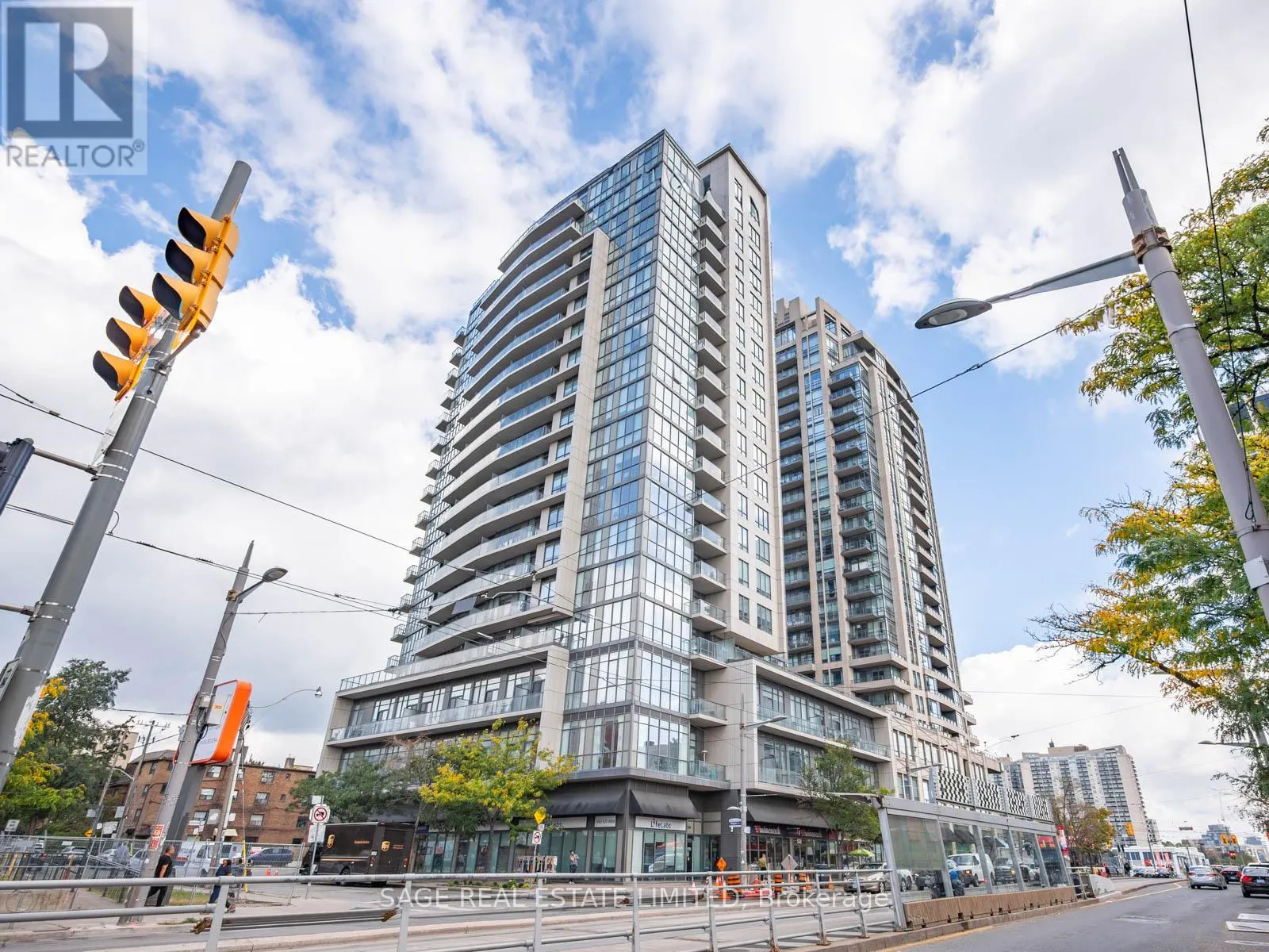1708 - 530 ST CLAIR AVENUE W