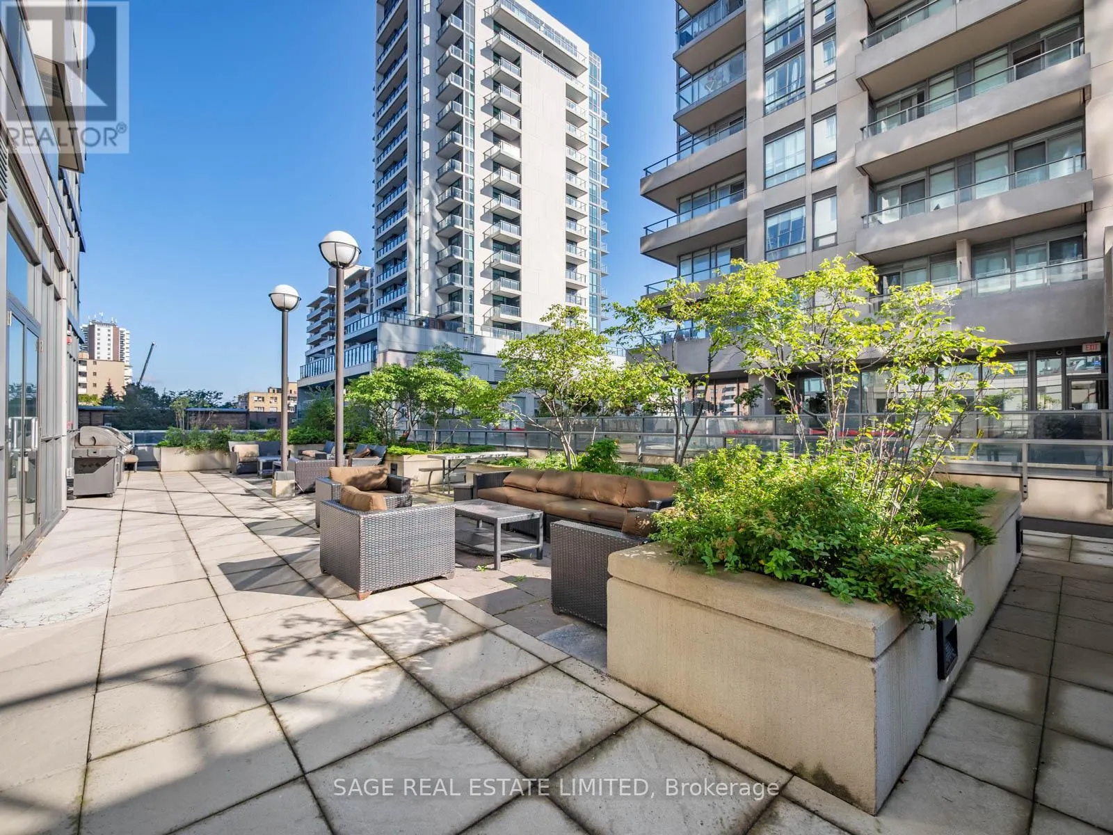 1708 - 530 ST CLAIR AVENUE W