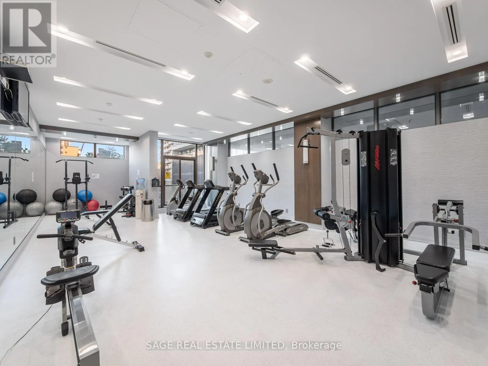 1708 - 530 ST CLAIR AVENUE W