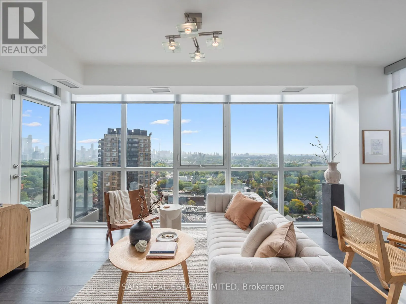1708 - 530 ST CLAIR AVENUE W