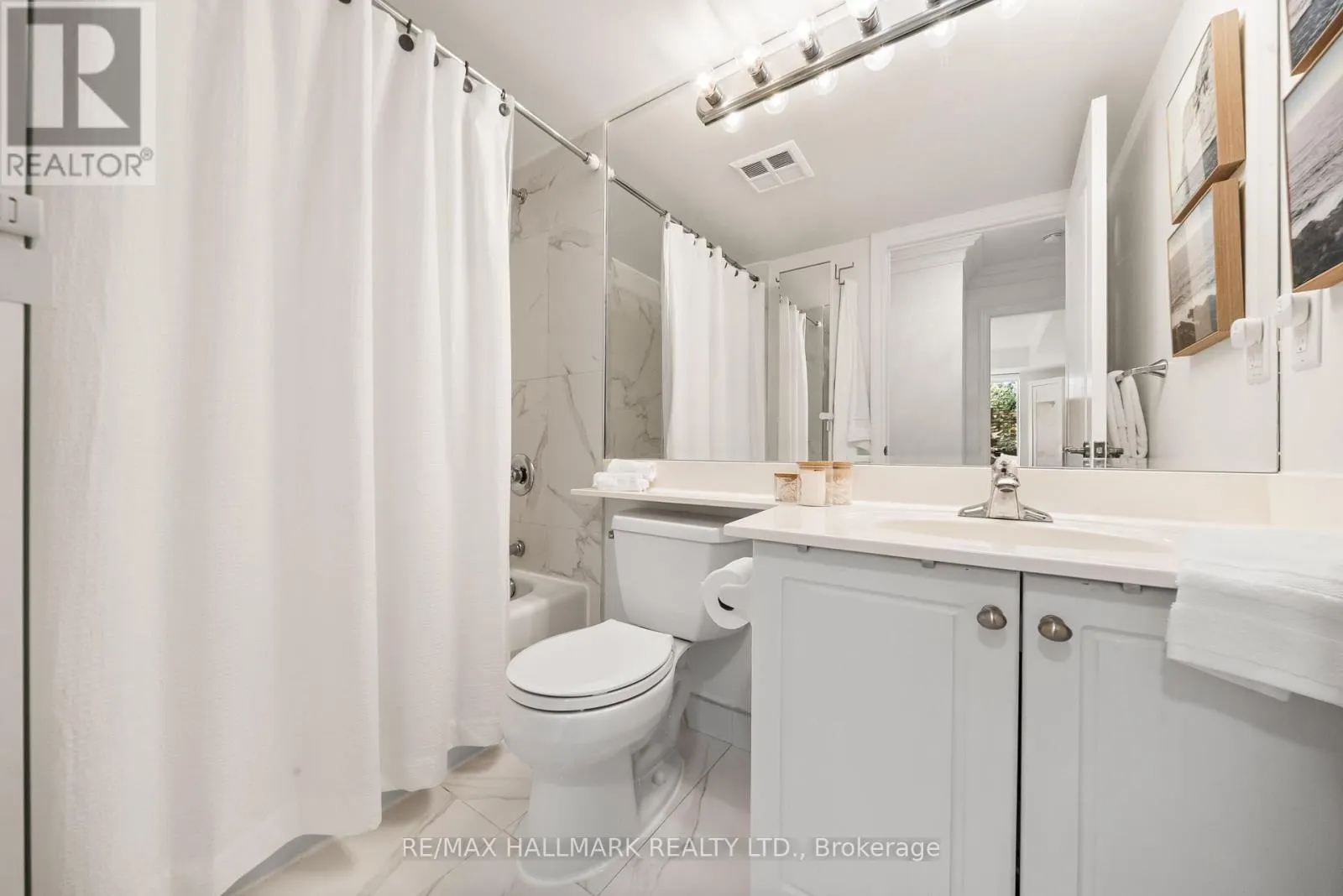 309 - 2 CLAIRTRELL ROAD