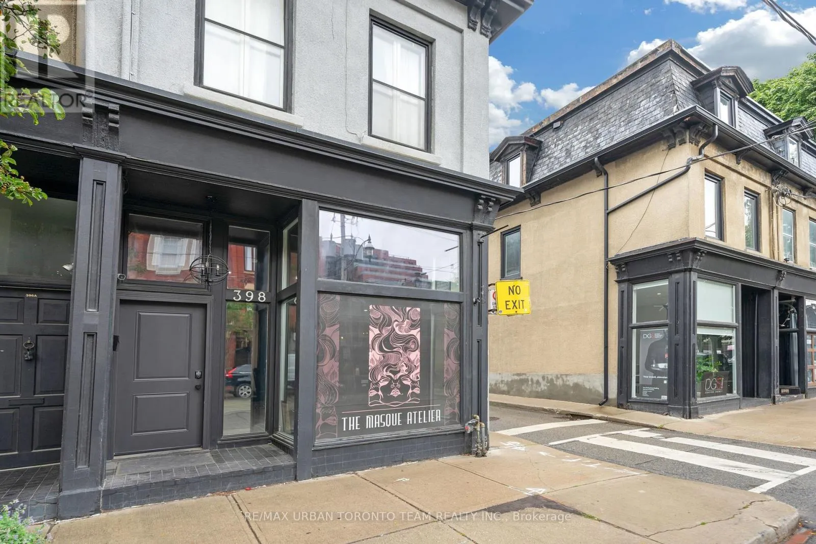 398 KING STREET E