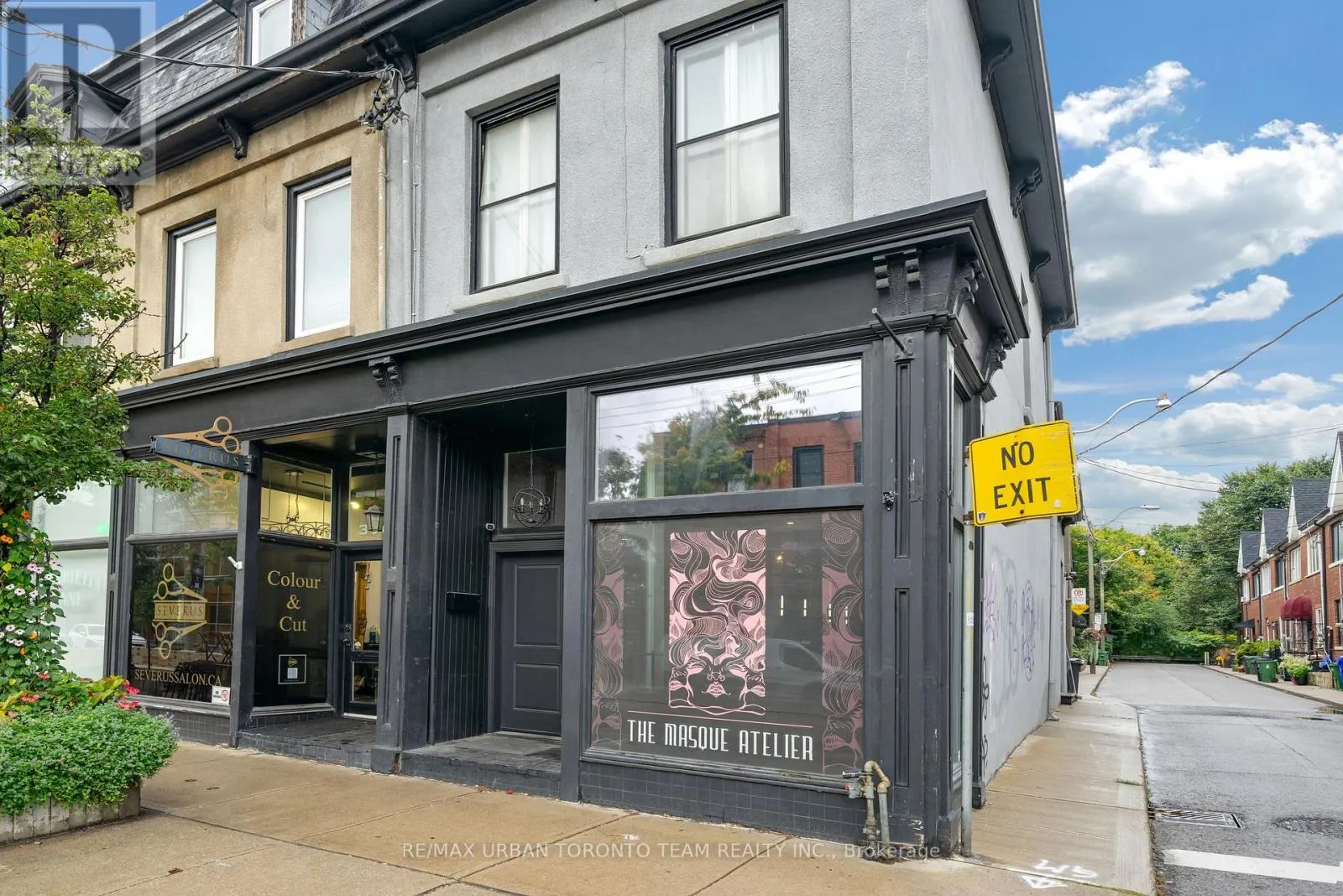 398 KING STREET E