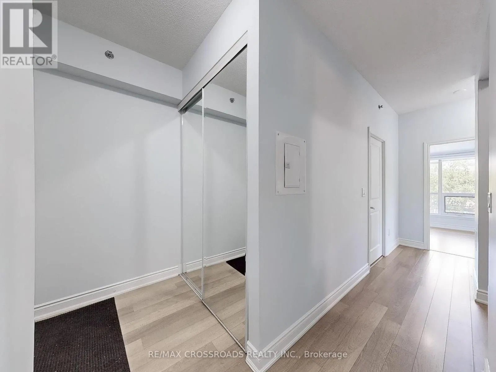 103 - 760 SHEPPARD AVENUE W