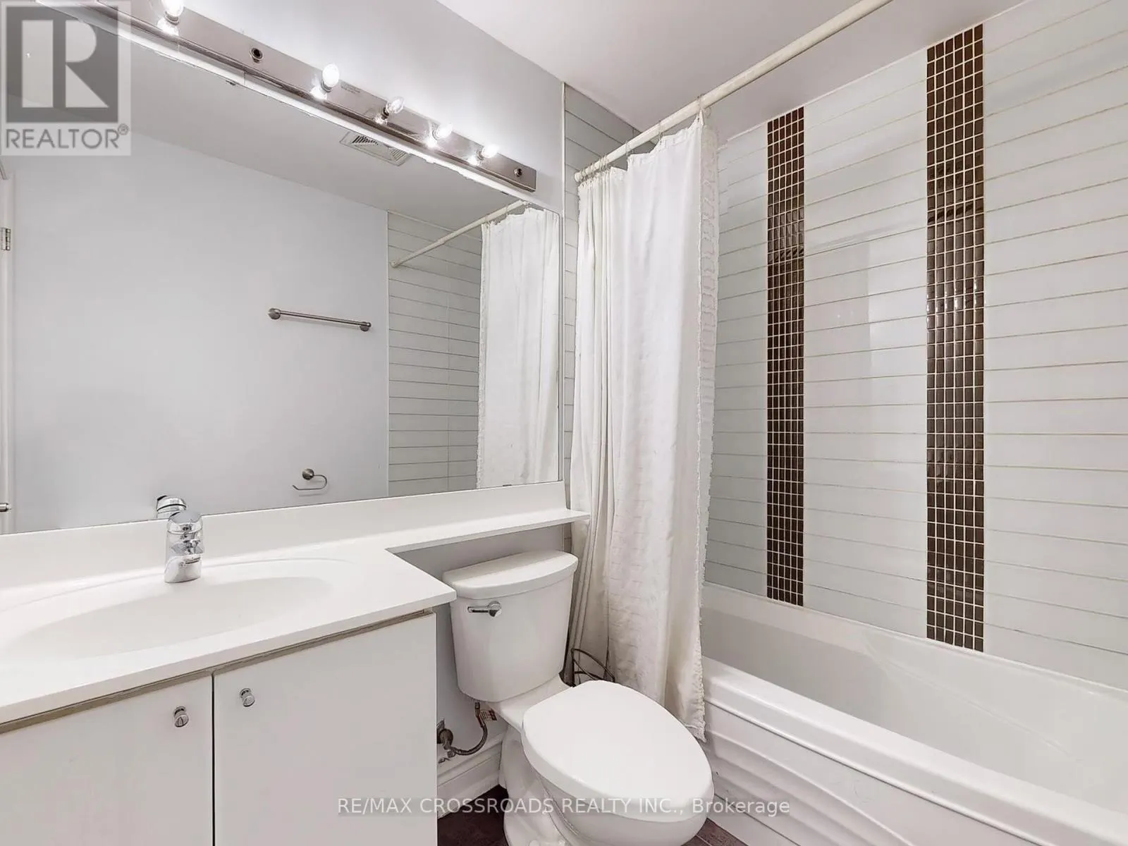 103 - 760 SHEPPARD AVENUE W