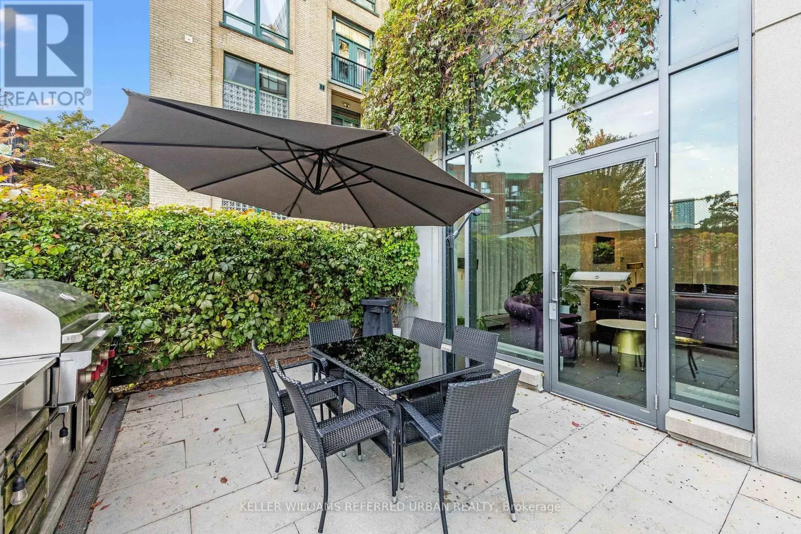 811 - 775 KING STREET W