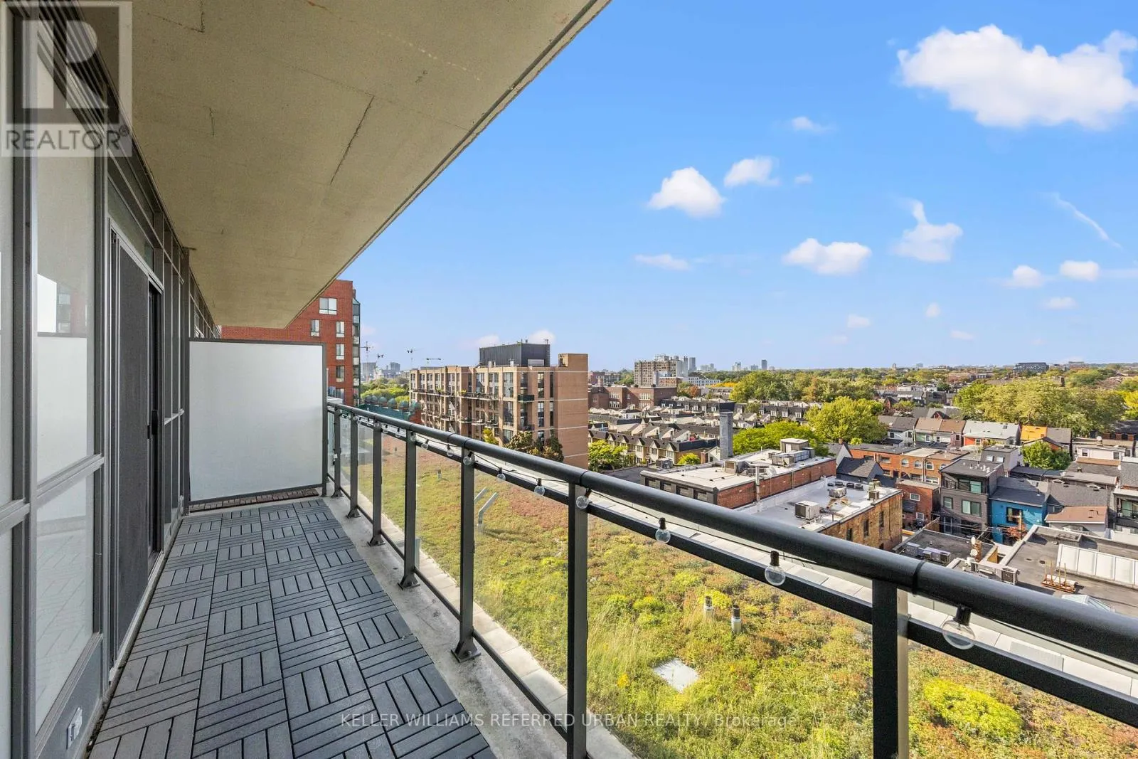 811 - 775 KING STREET W