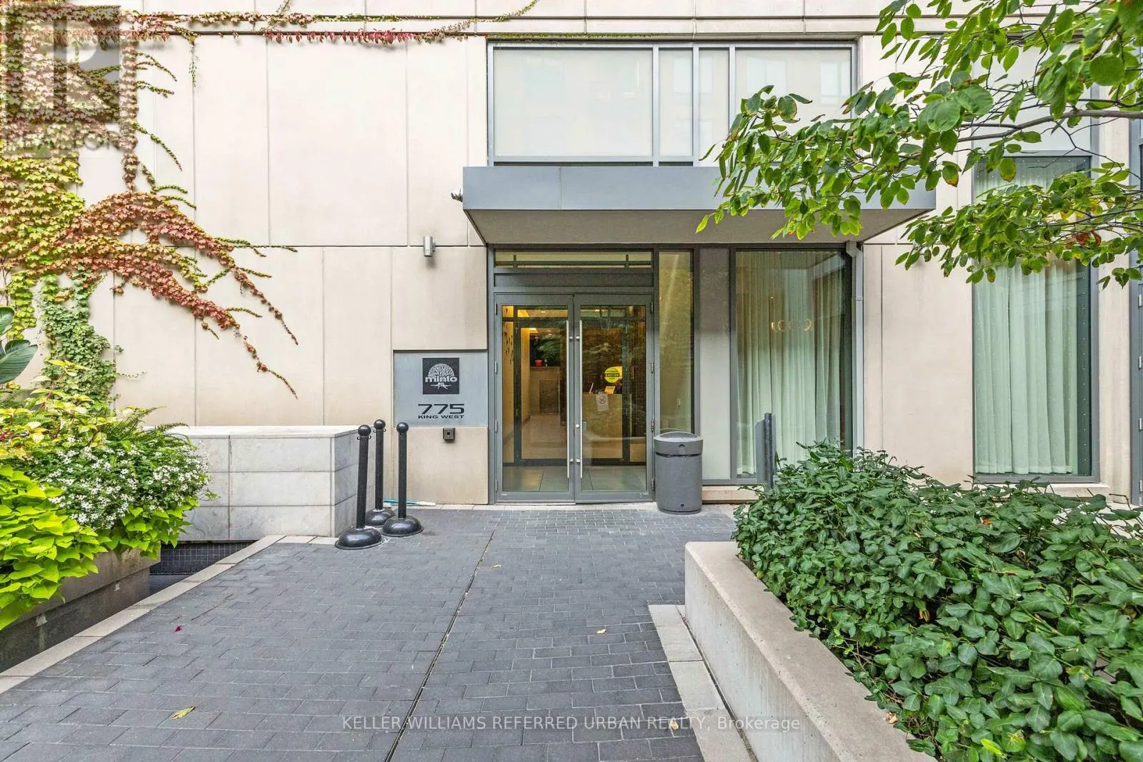 811 - 775 KING STREET W