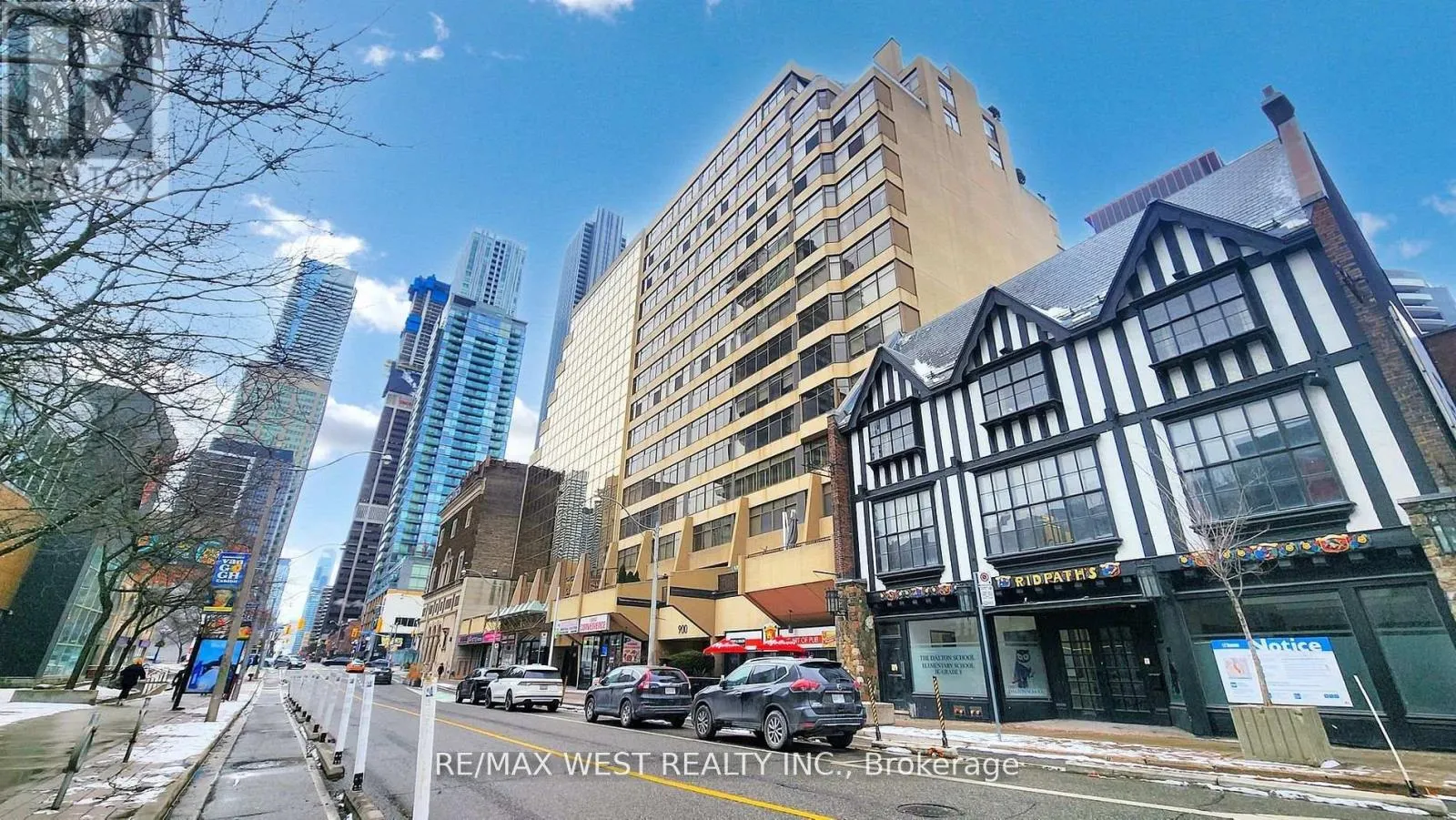 1403 - 900 YONGE STREET