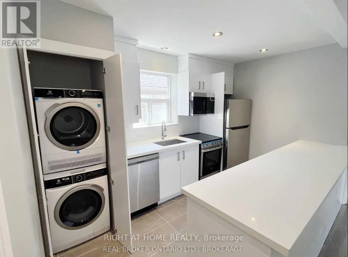 1 - 1715 BATHURST STREET