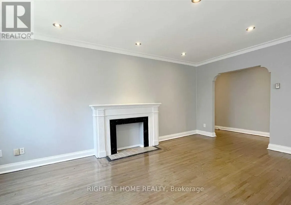 1 - 1715 BATHURST STREET