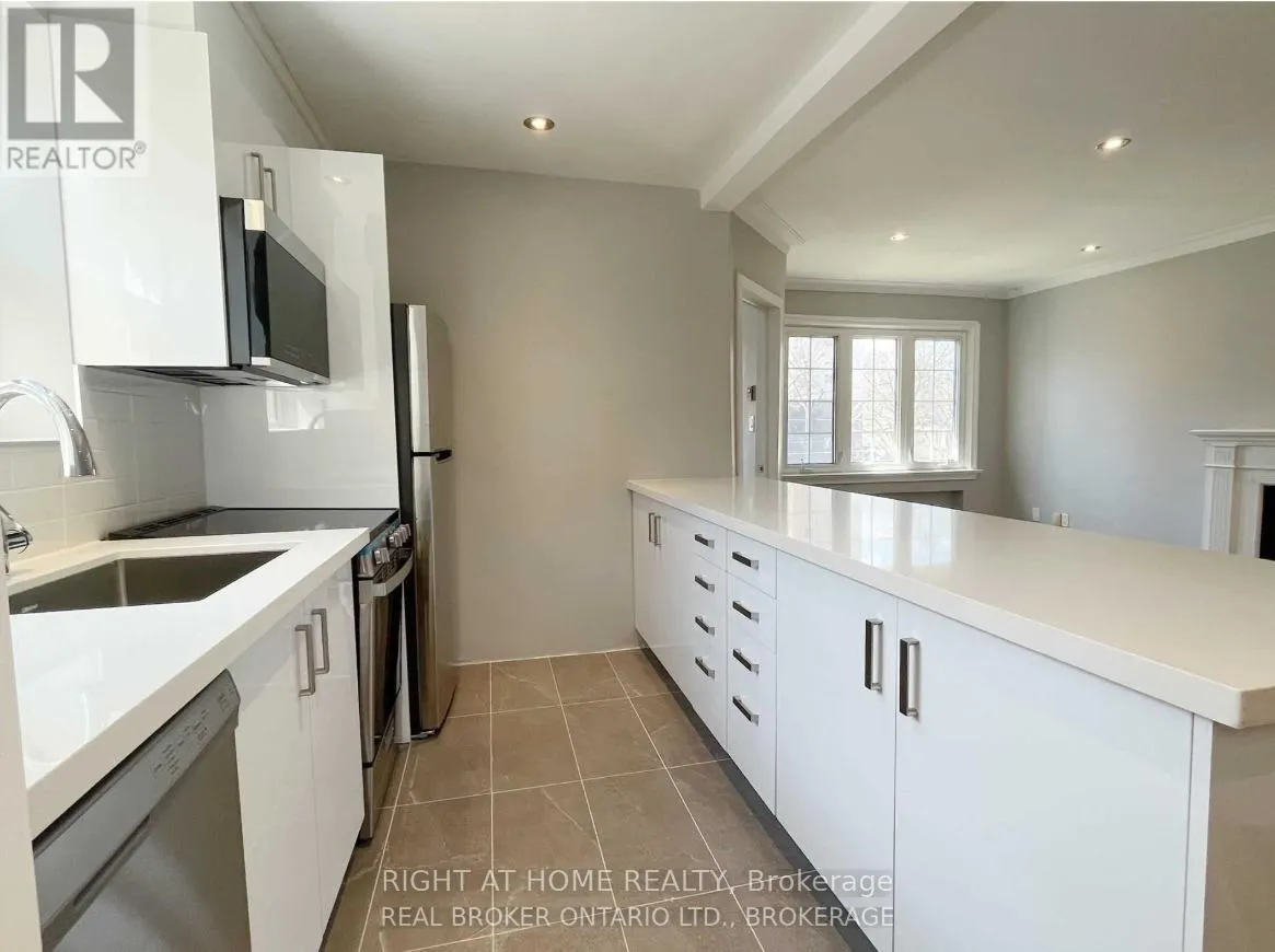1 - 1715 BATHURST STREET