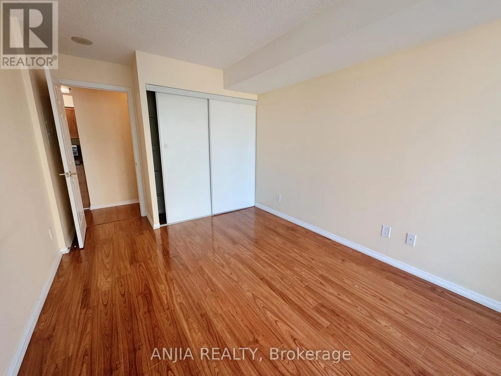 1107 - 5508 YONGE STREET