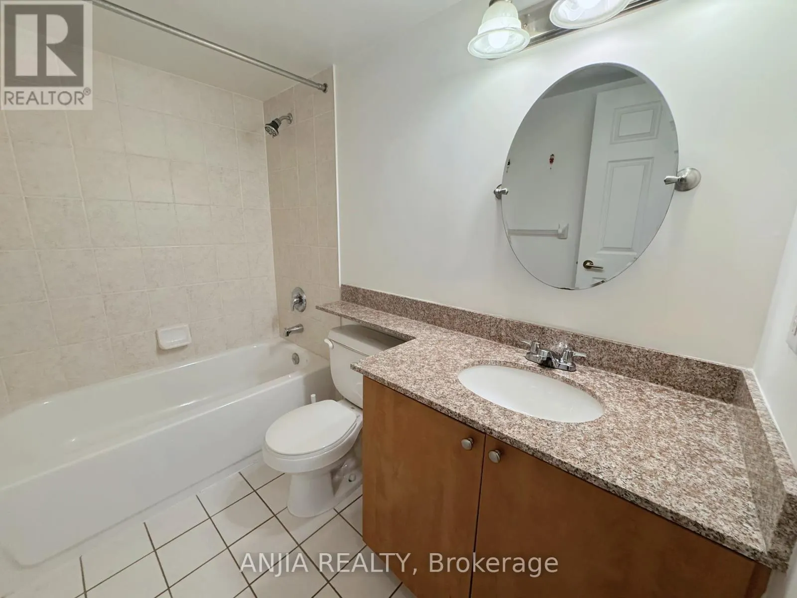 1107 - 5508 YONGE STREET