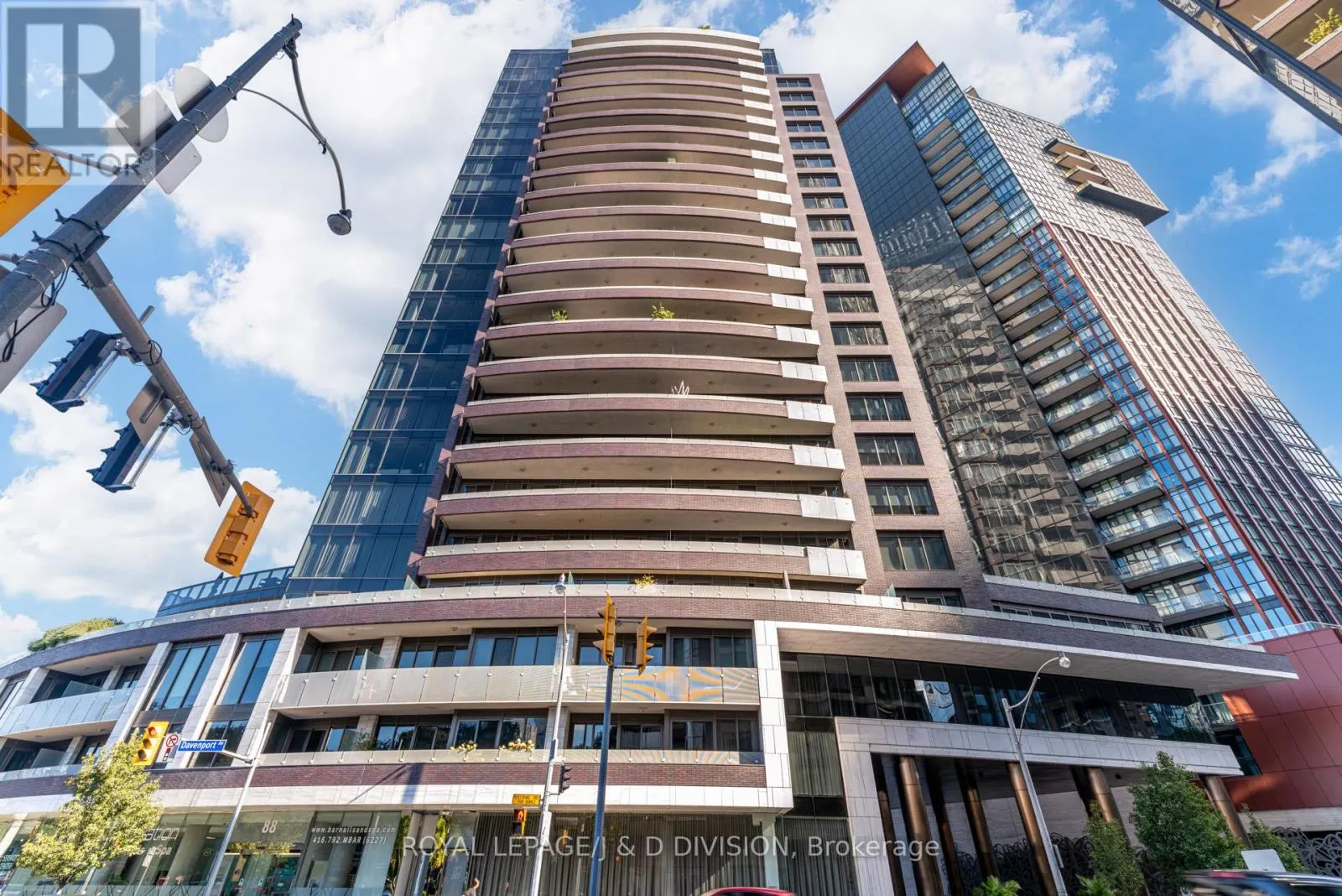 307 - 88 DAVENPORT ROAD