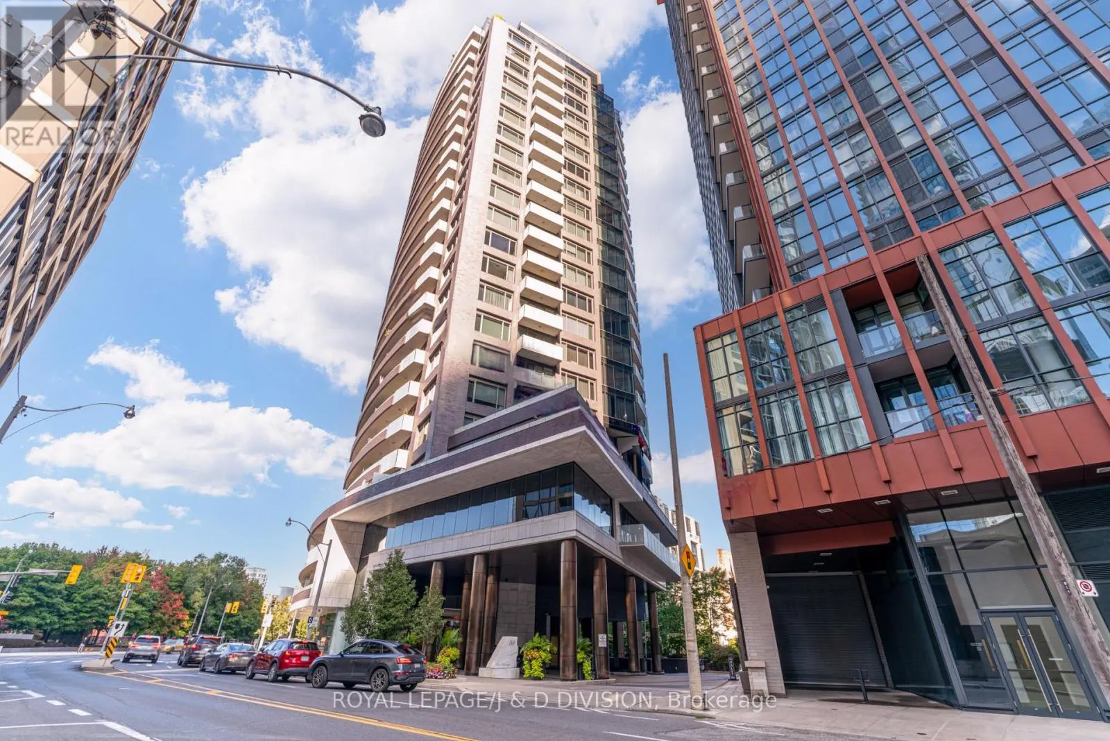 307 - 88 DAVENPORT ROAD