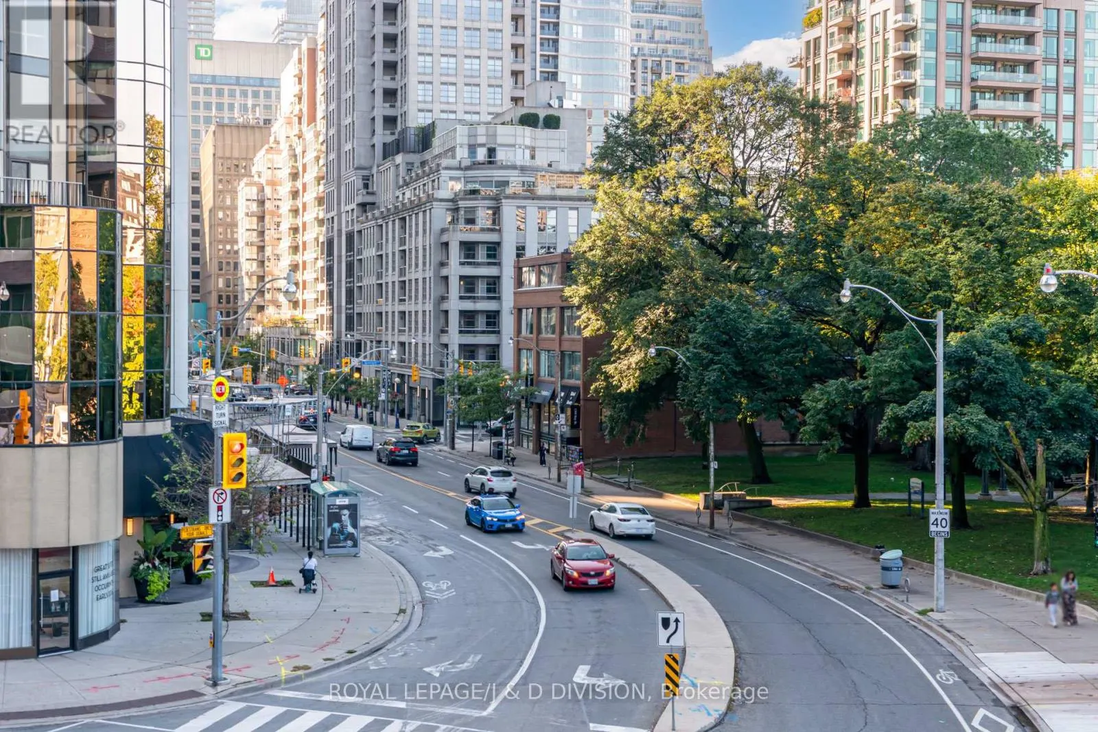 307 - 88 DAVENPORT ROAD