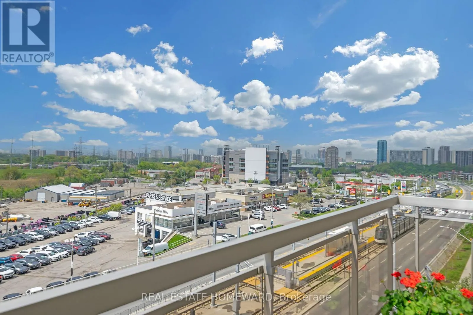812 - 1720 EGLINTON AVENUE E