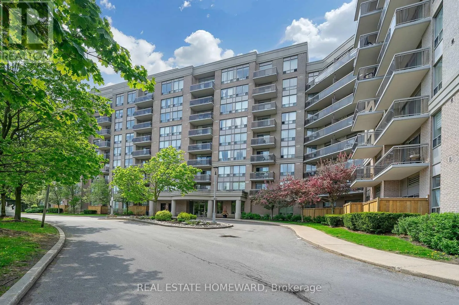 812 - 1720 EGLINTON AVENUE E