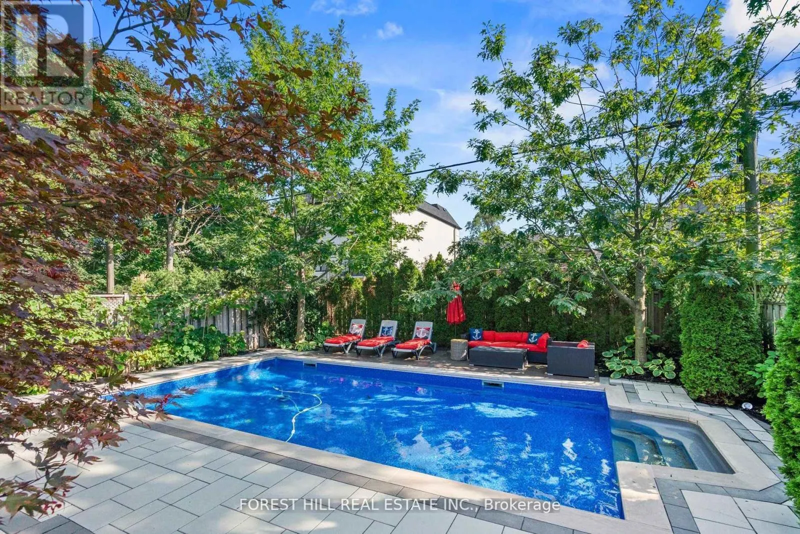 669 BEDFORD PARK AVENUE