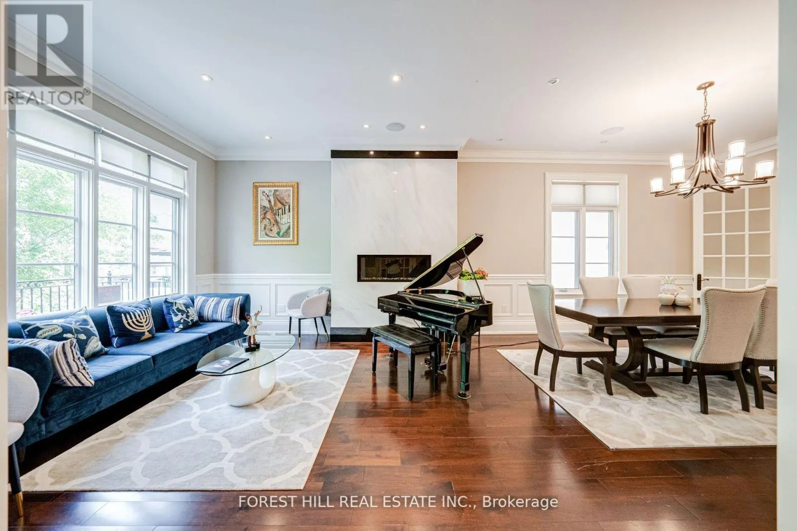 669 BEDFORD PARK AVENUE
